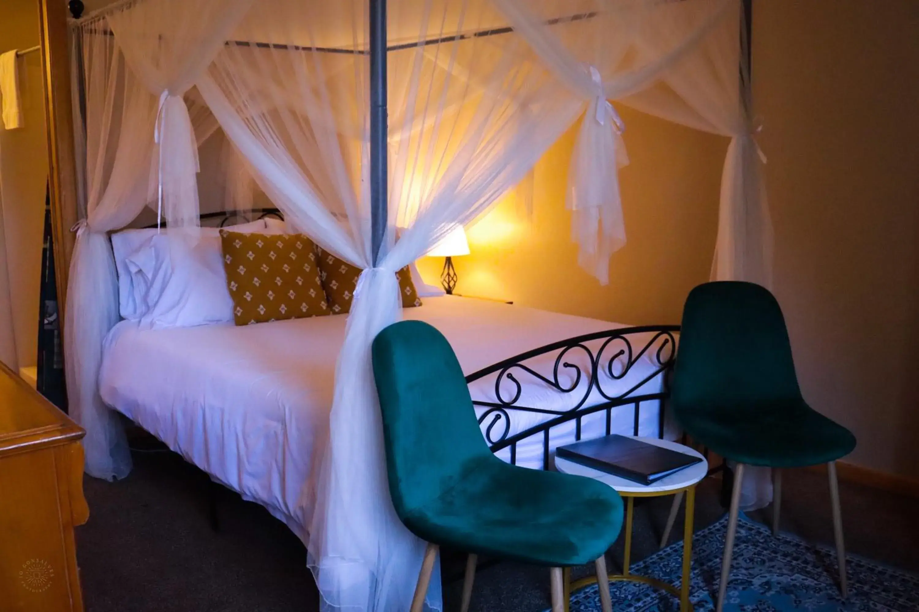 Queen Room with Garden View in Quiet Mind Lodge, Spa & Retreat Sequoias Queen Room with Garden View in Quiet Mind Lodge, Spa & Retreat Sequoias