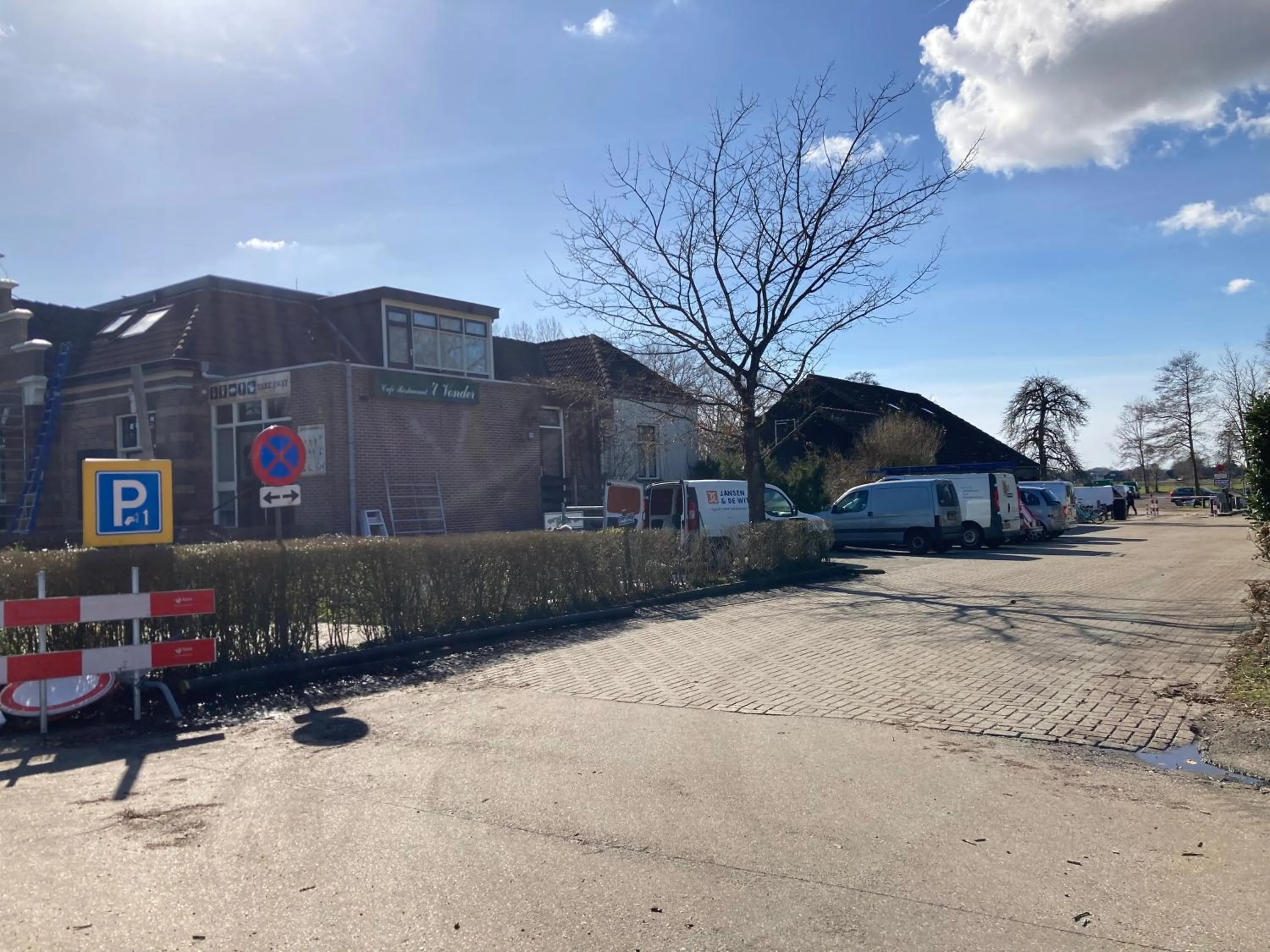 Parking in Waterpark Giethoorn