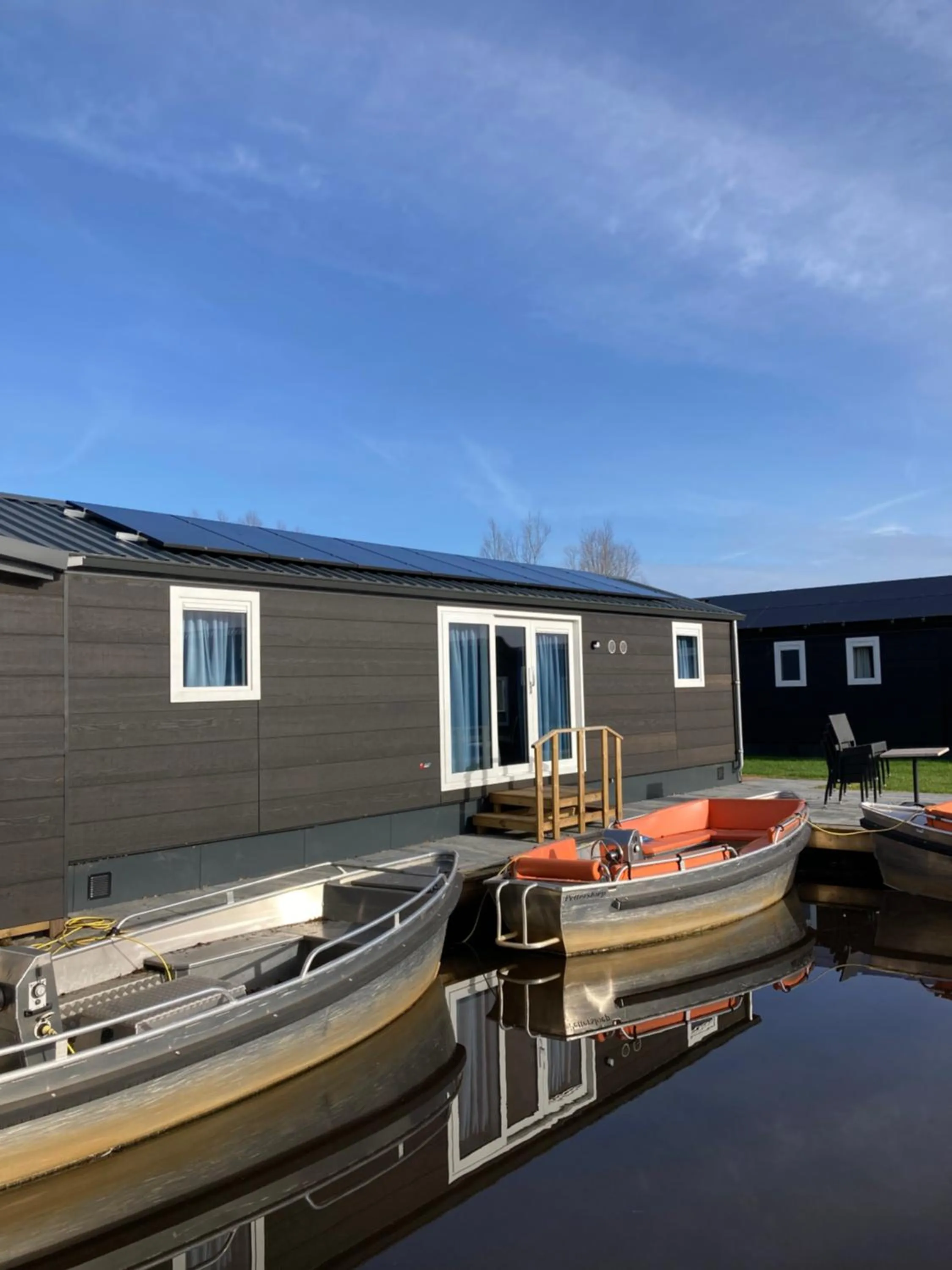 Property building in Waterpark Giethoorn