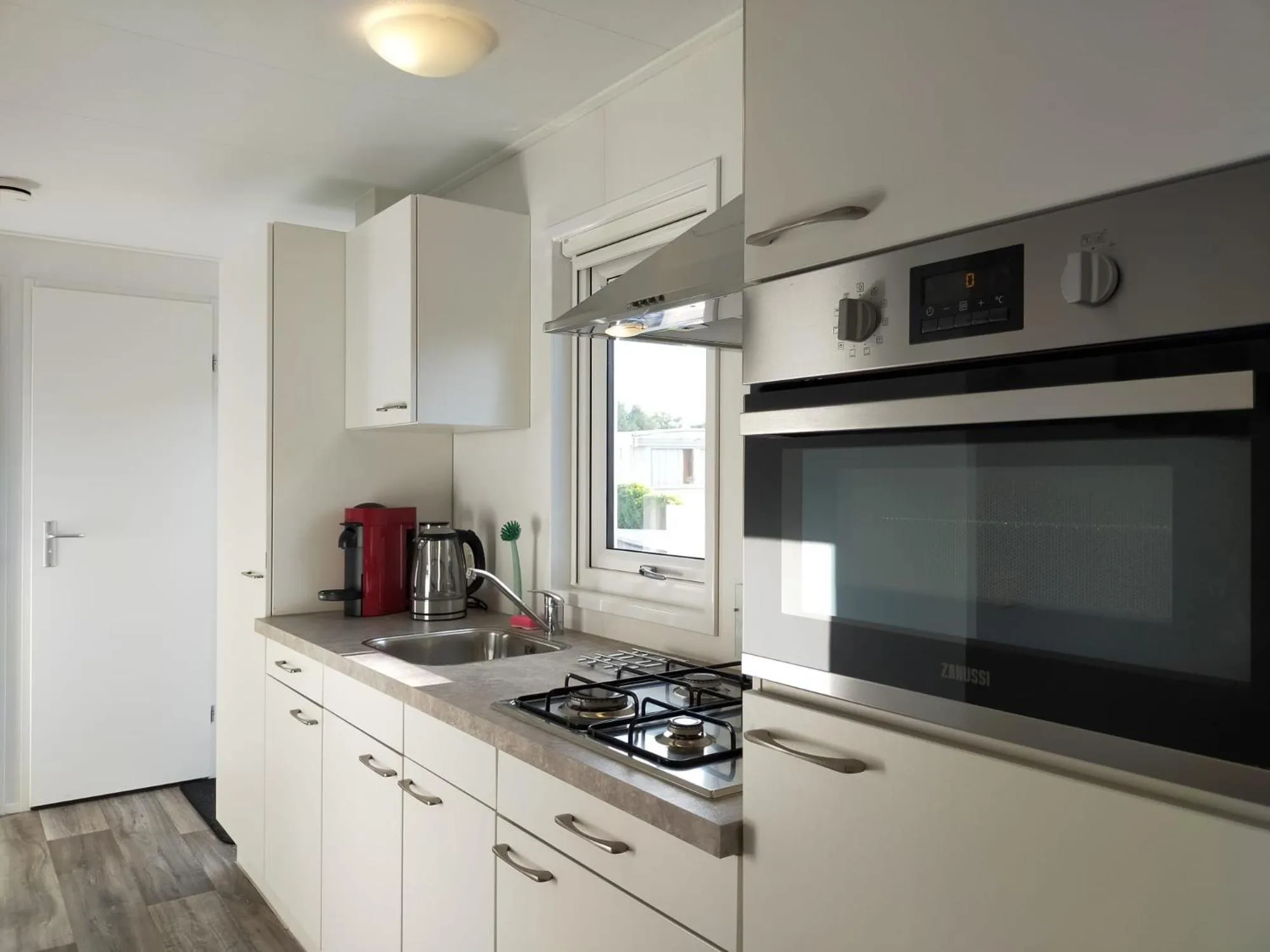 Kitchen or kitchenette in Waterpark Giethoorn