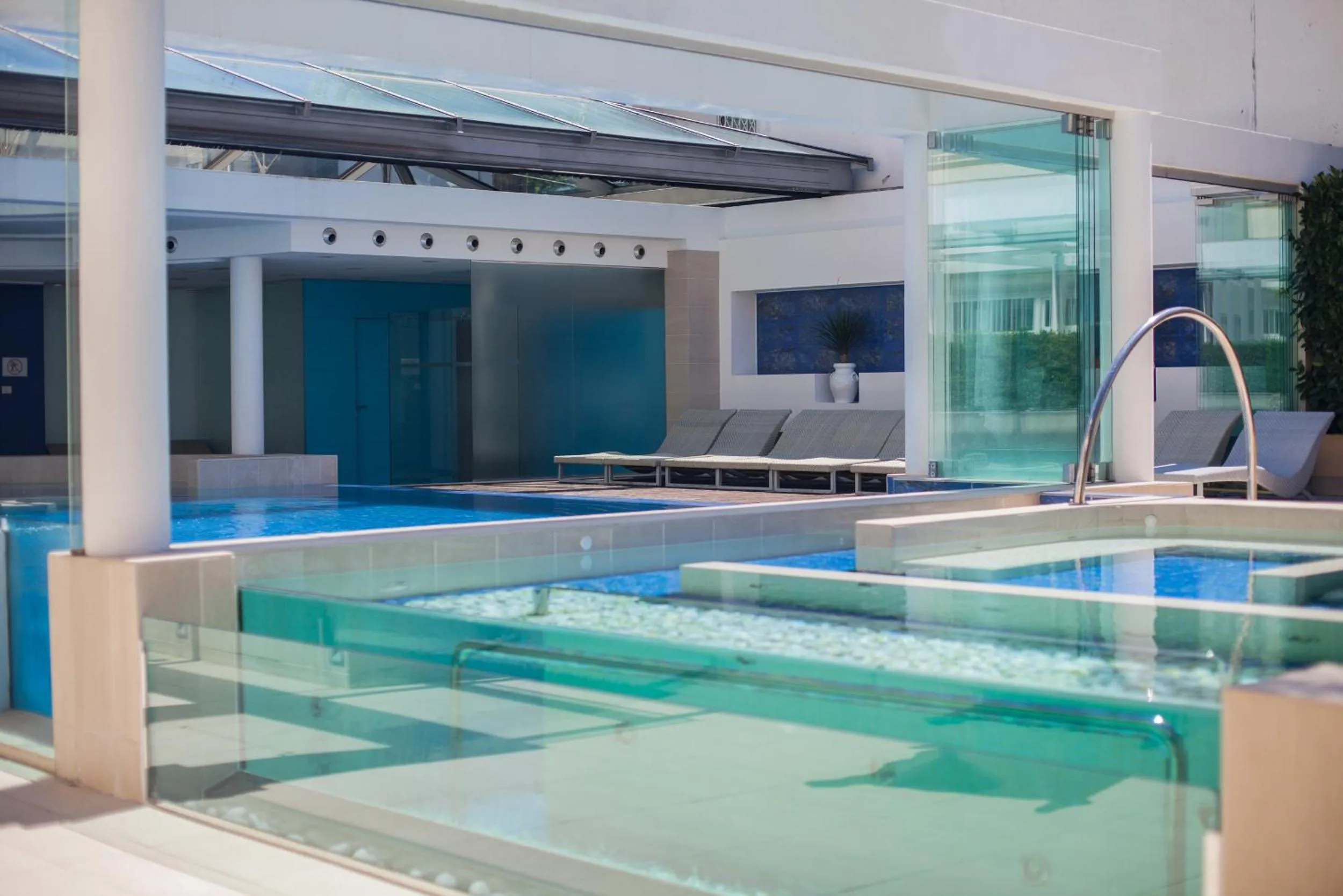 Swimming pool in Hotel Luna Riccione e Aqua Spa Only Adults +12