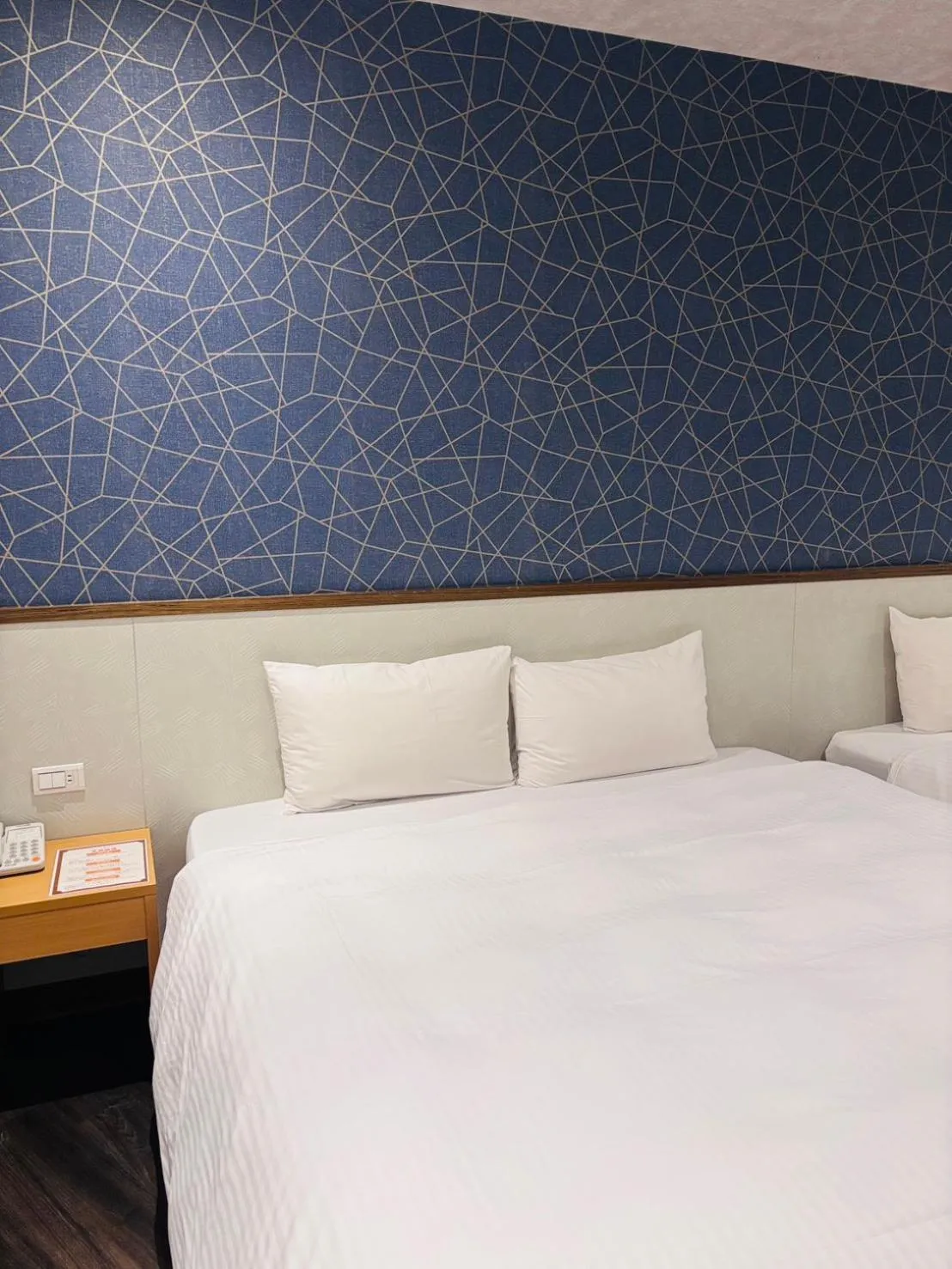 Bed in Centre Hotel