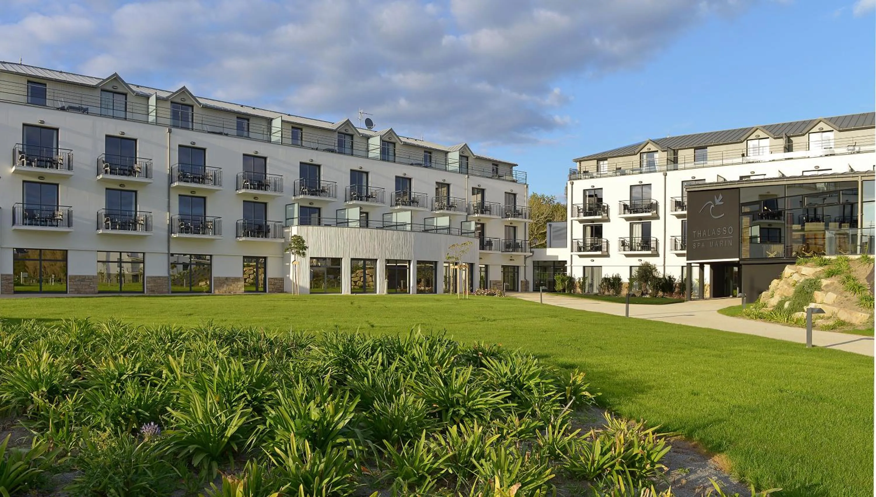 Property building in Residence Thalasso Concarneau