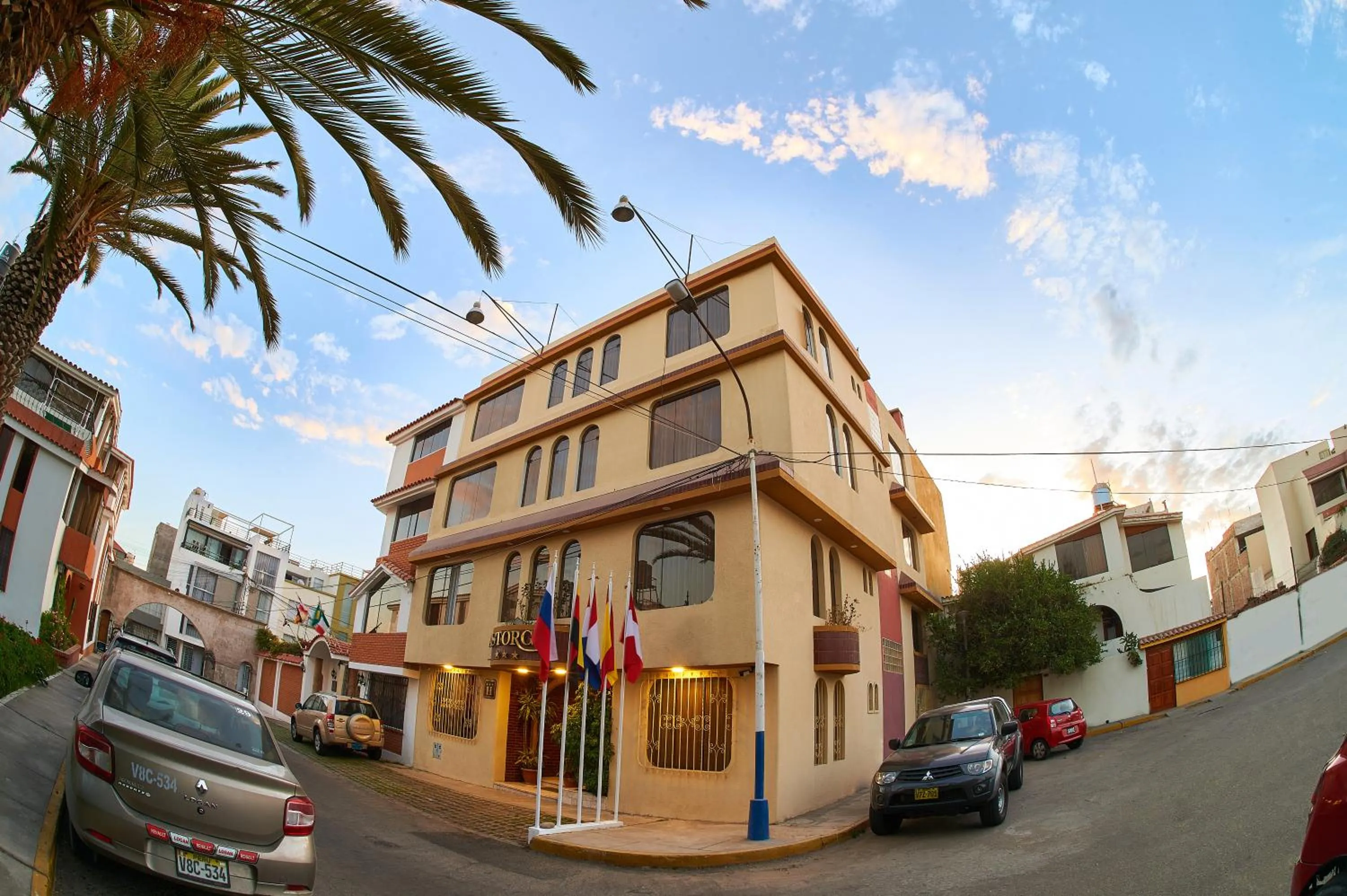 Facade/entrance in Astorga Hotel Arequipa