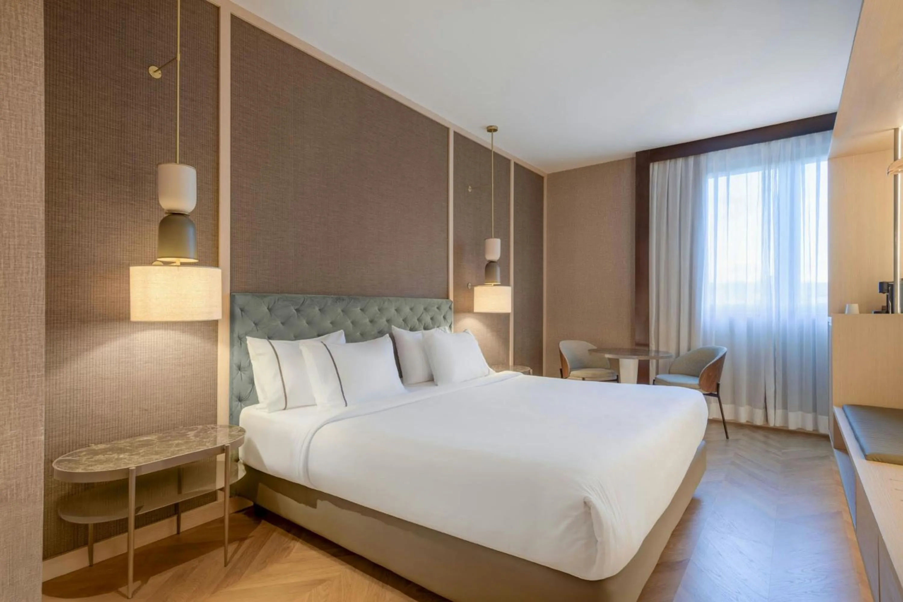 Photo of the whole room, Bed in AC Hotel Firenze by Marriott