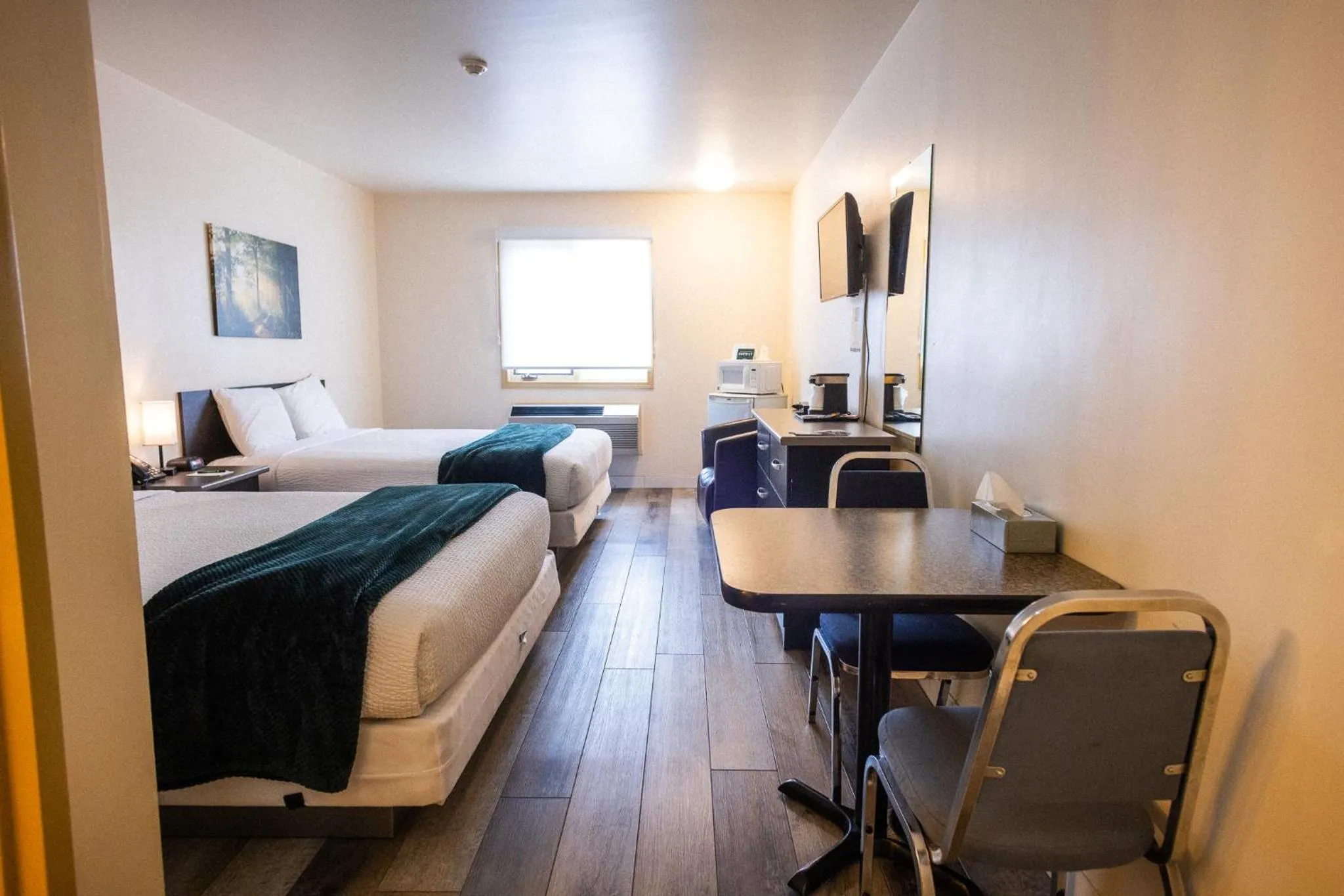 Bed in Sleep Suite Motel