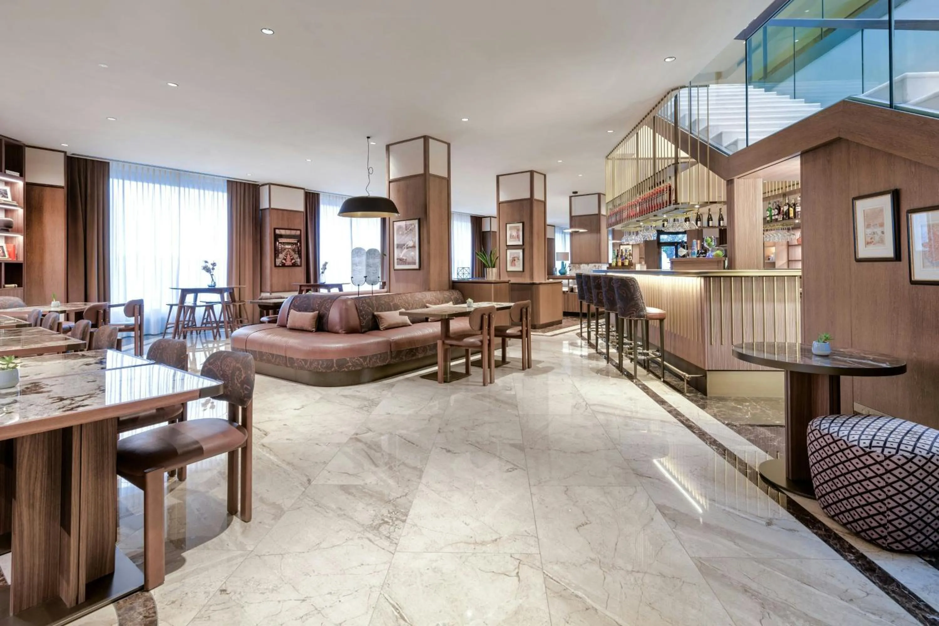 Lounge or bar in AC Hotel Milano by Marriott