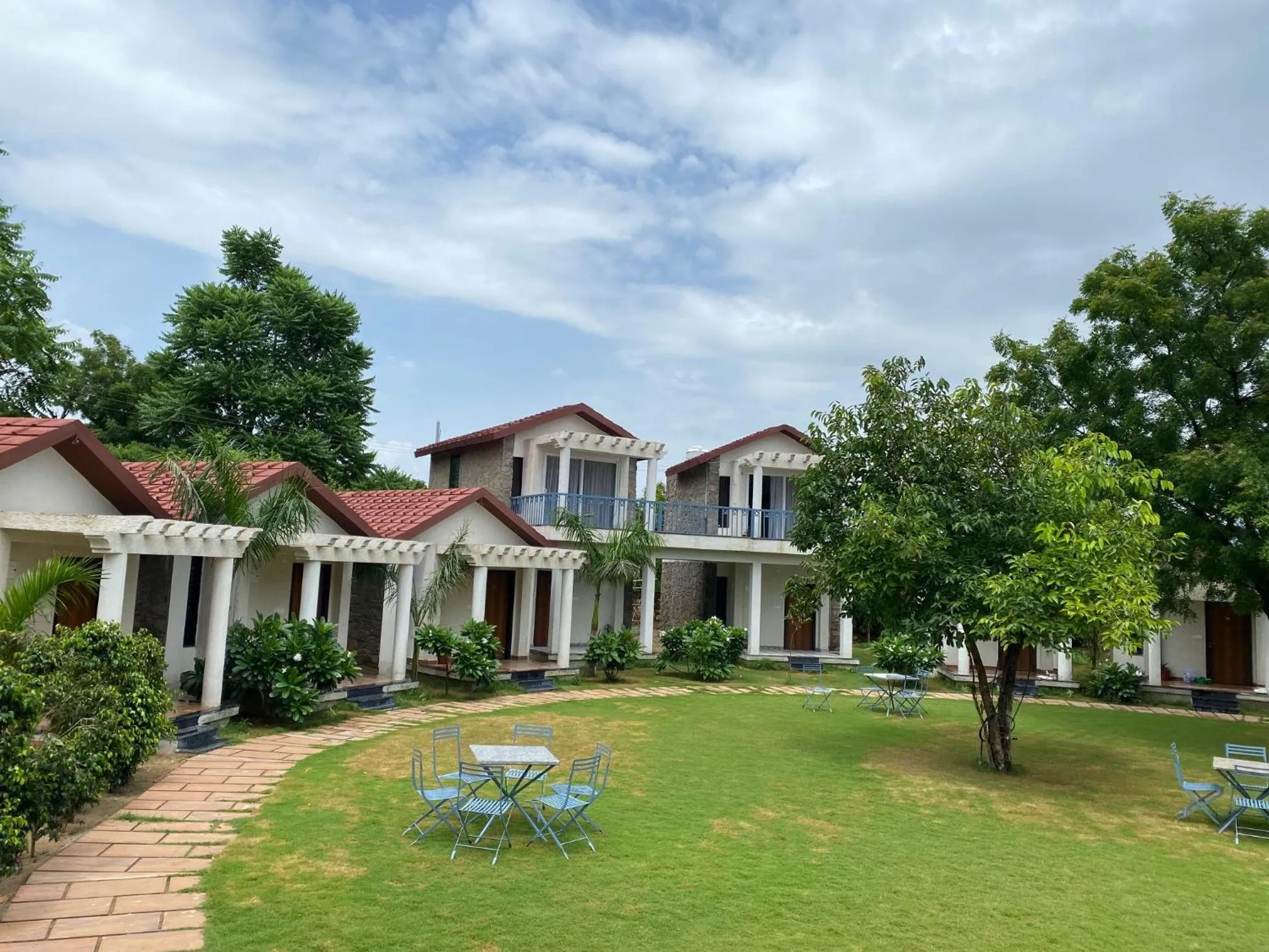 Property building in Las Cabanas Resort