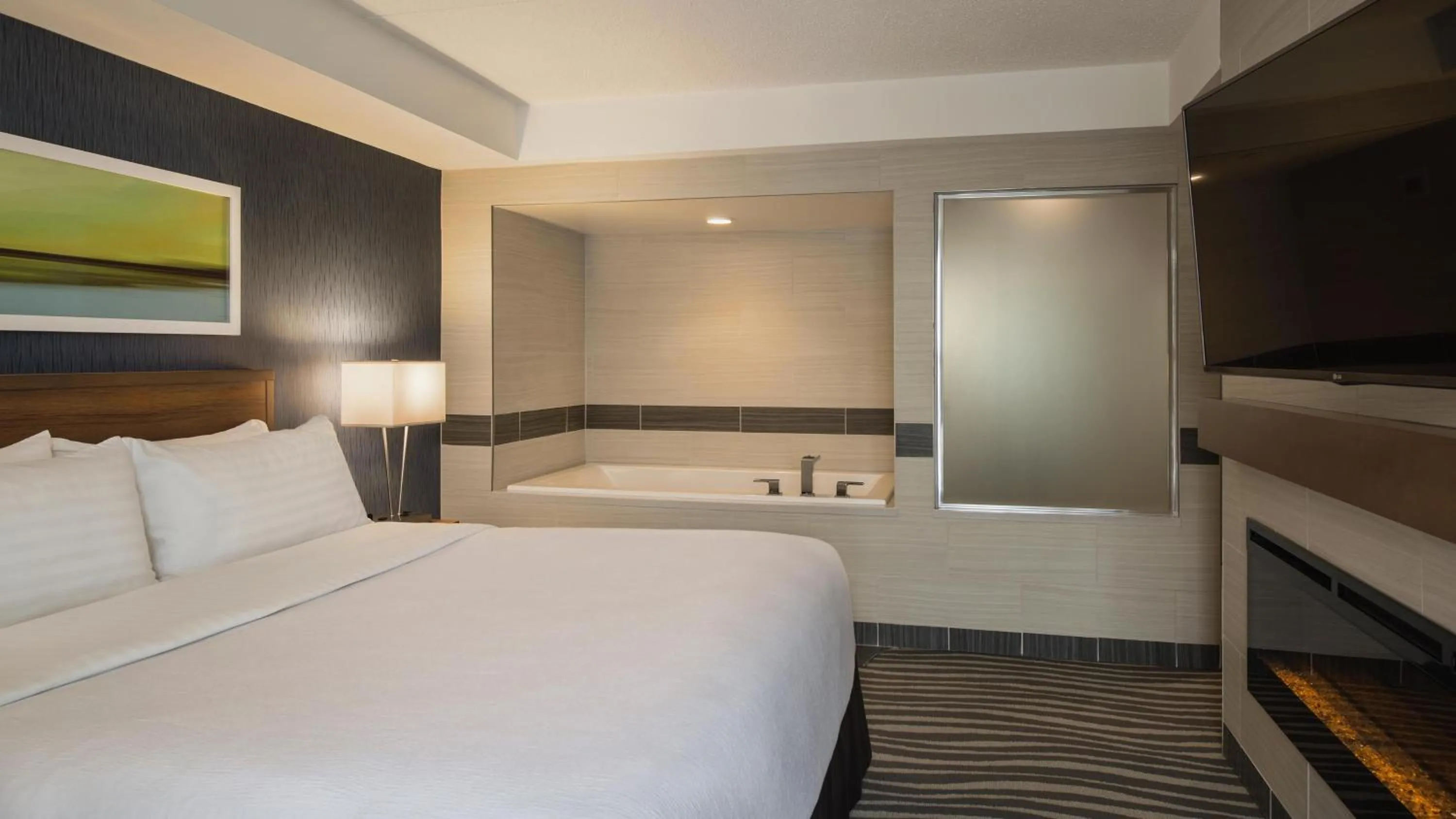 Bedroom, Bed in Birchwood Inn, BW Premier Collection