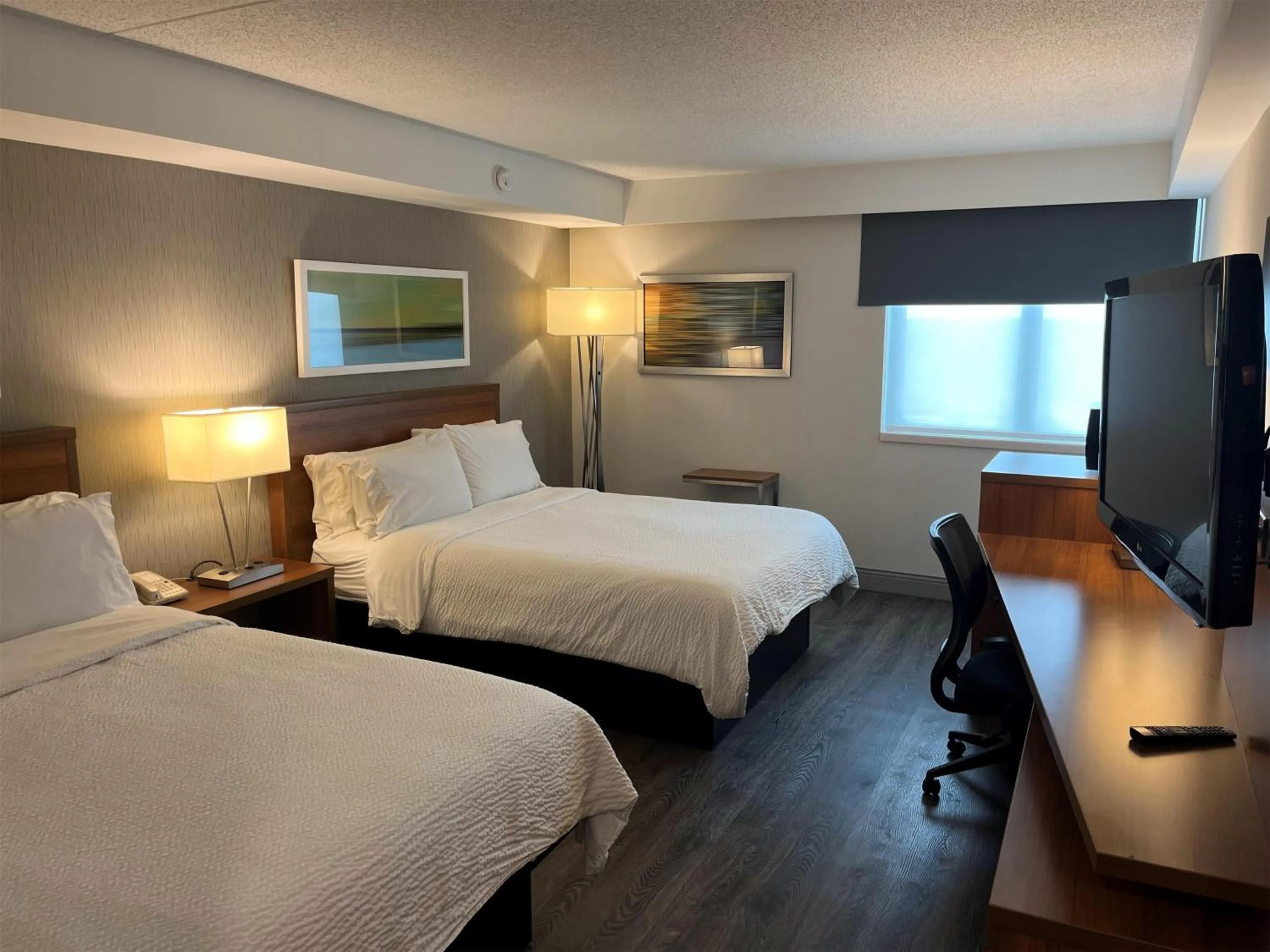 Bedroom, Bed in Birchwood Inn, BW Premier Collection