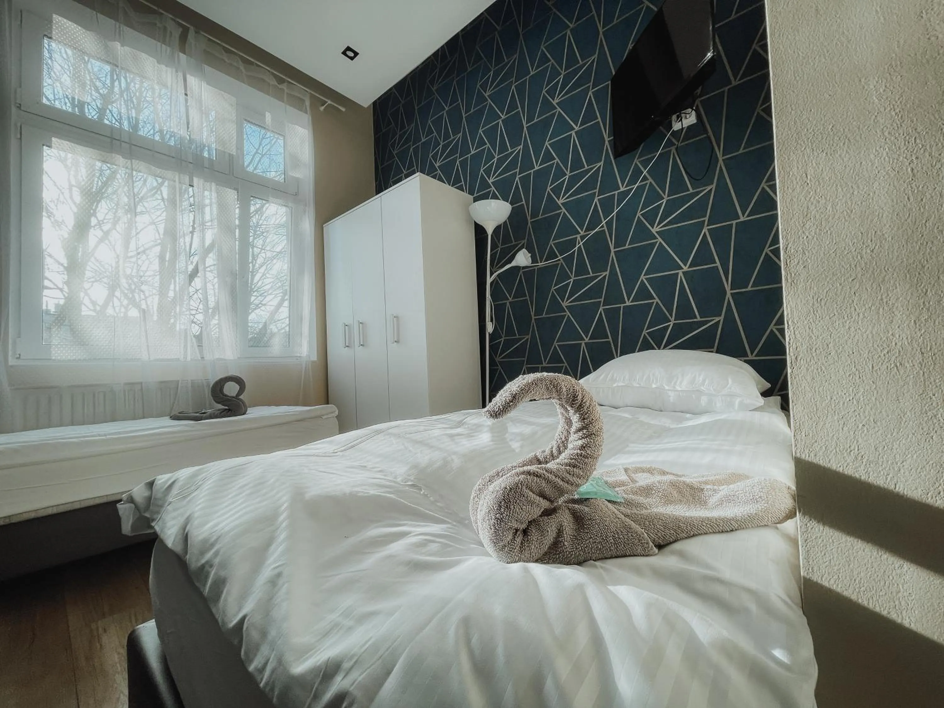 Bed in Central Sopot