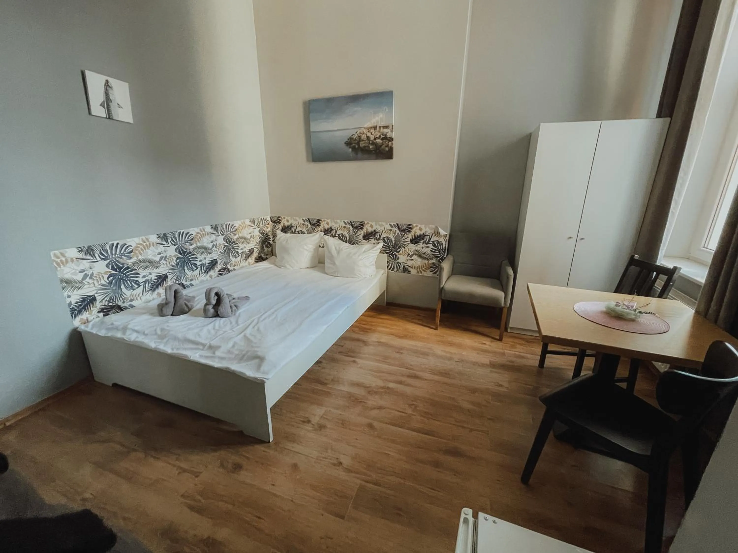 Bed in Central Sopot