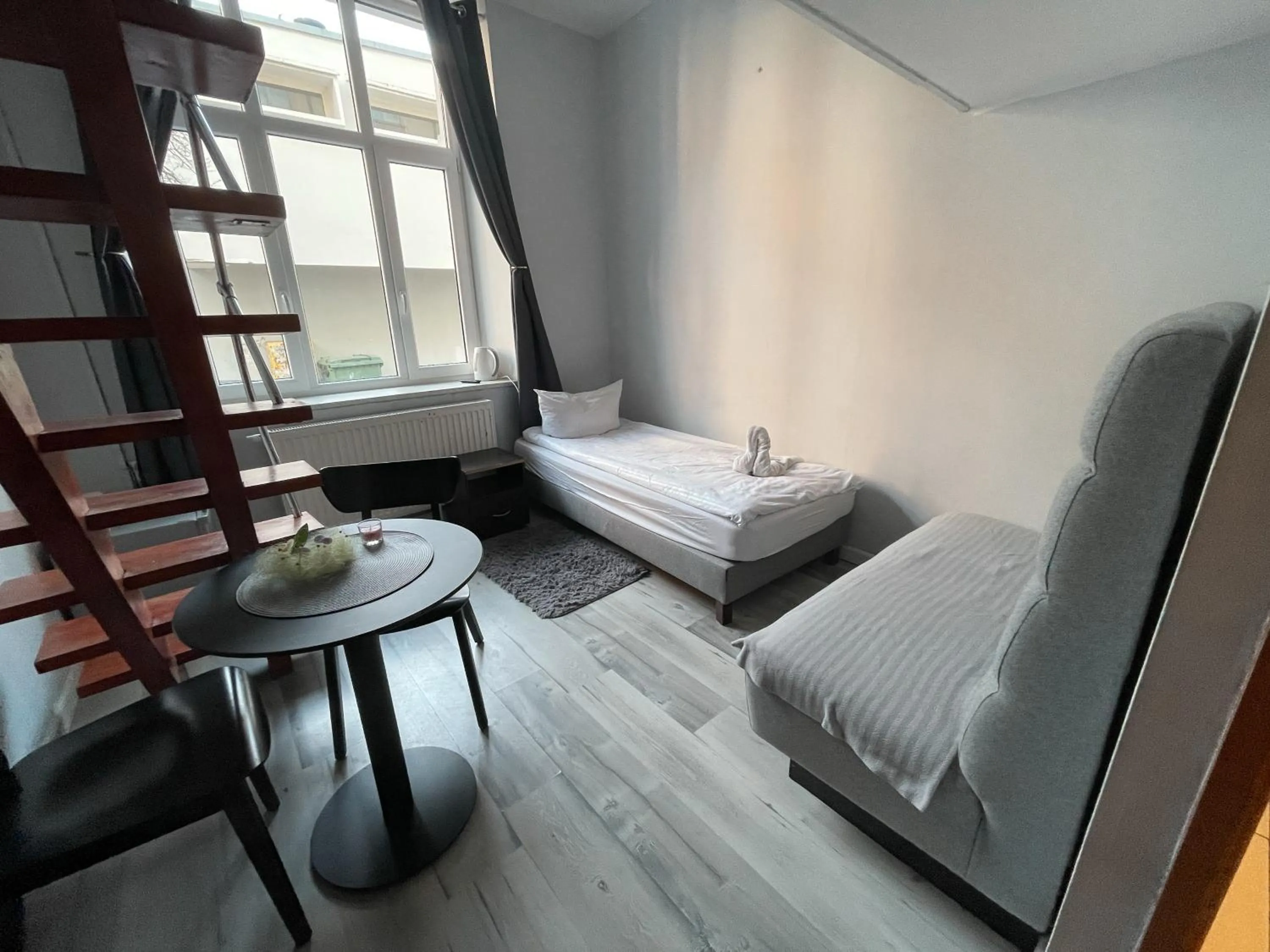 Bed in Central Sopot