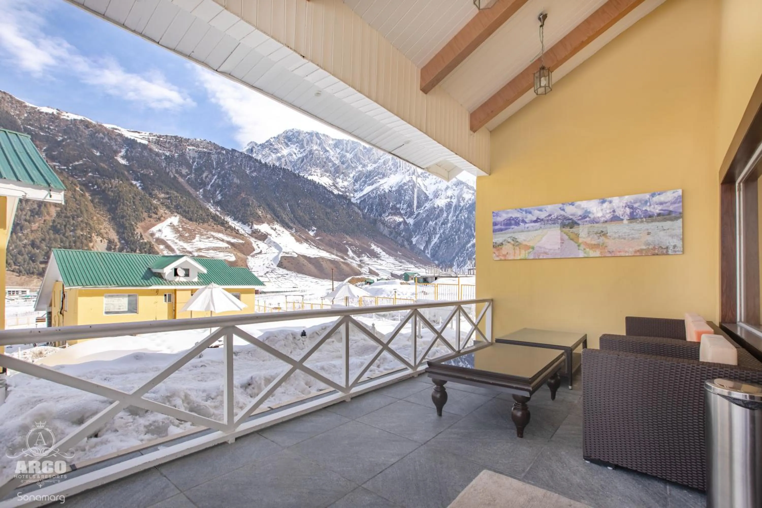 Facade/entrance in Arco Hotels & Resorts sonamarg
