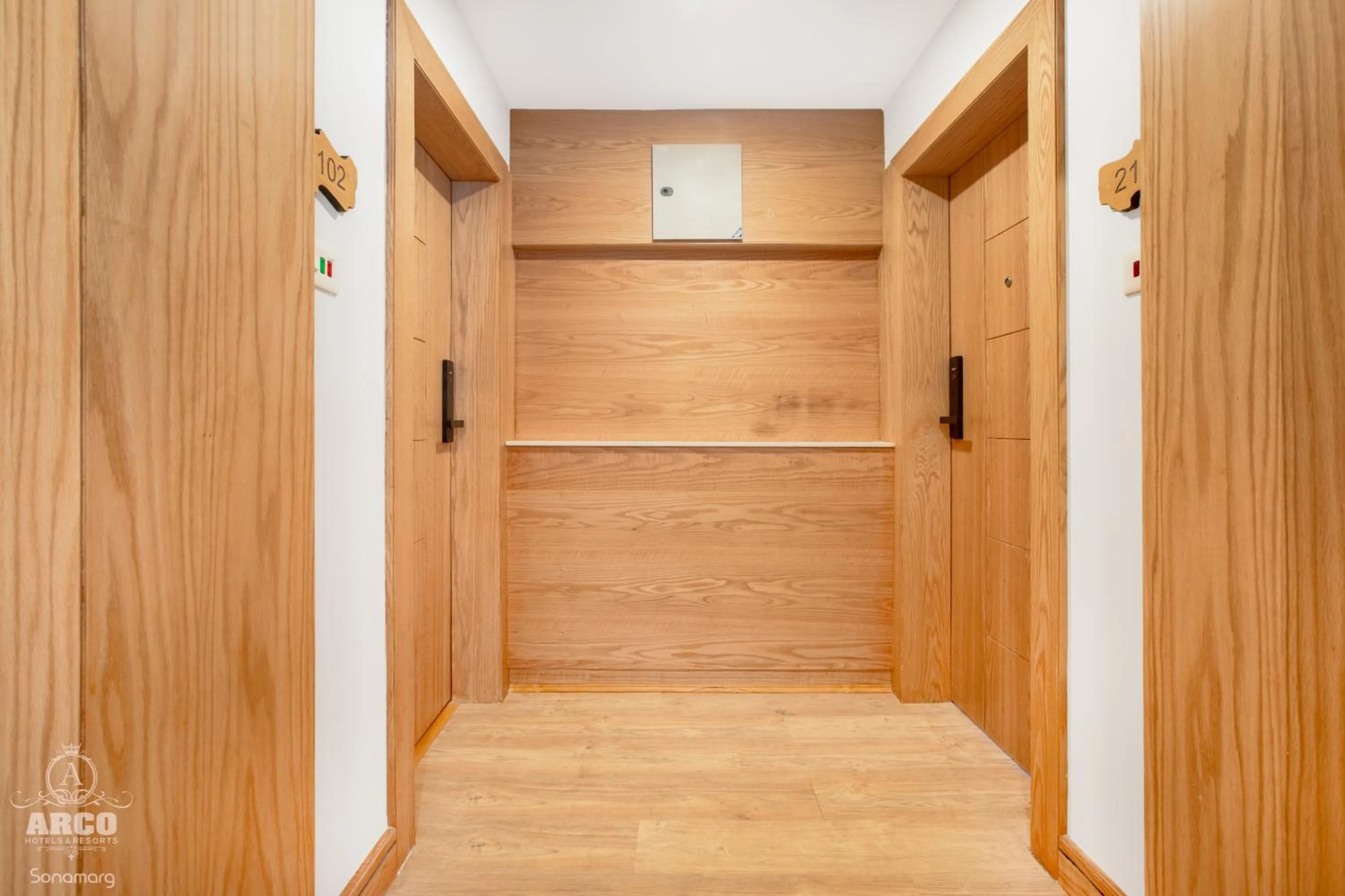 Patio in Arco Hotels & Resorts sonamarg