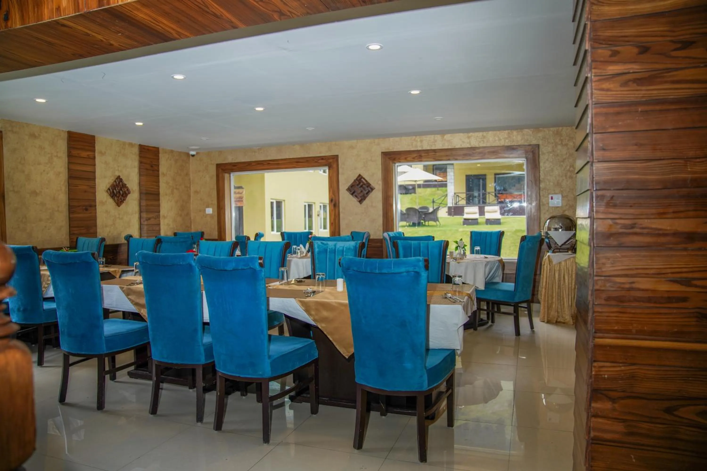 Restaurant/places to eat in Arco Hotels & Resorts sonamarg