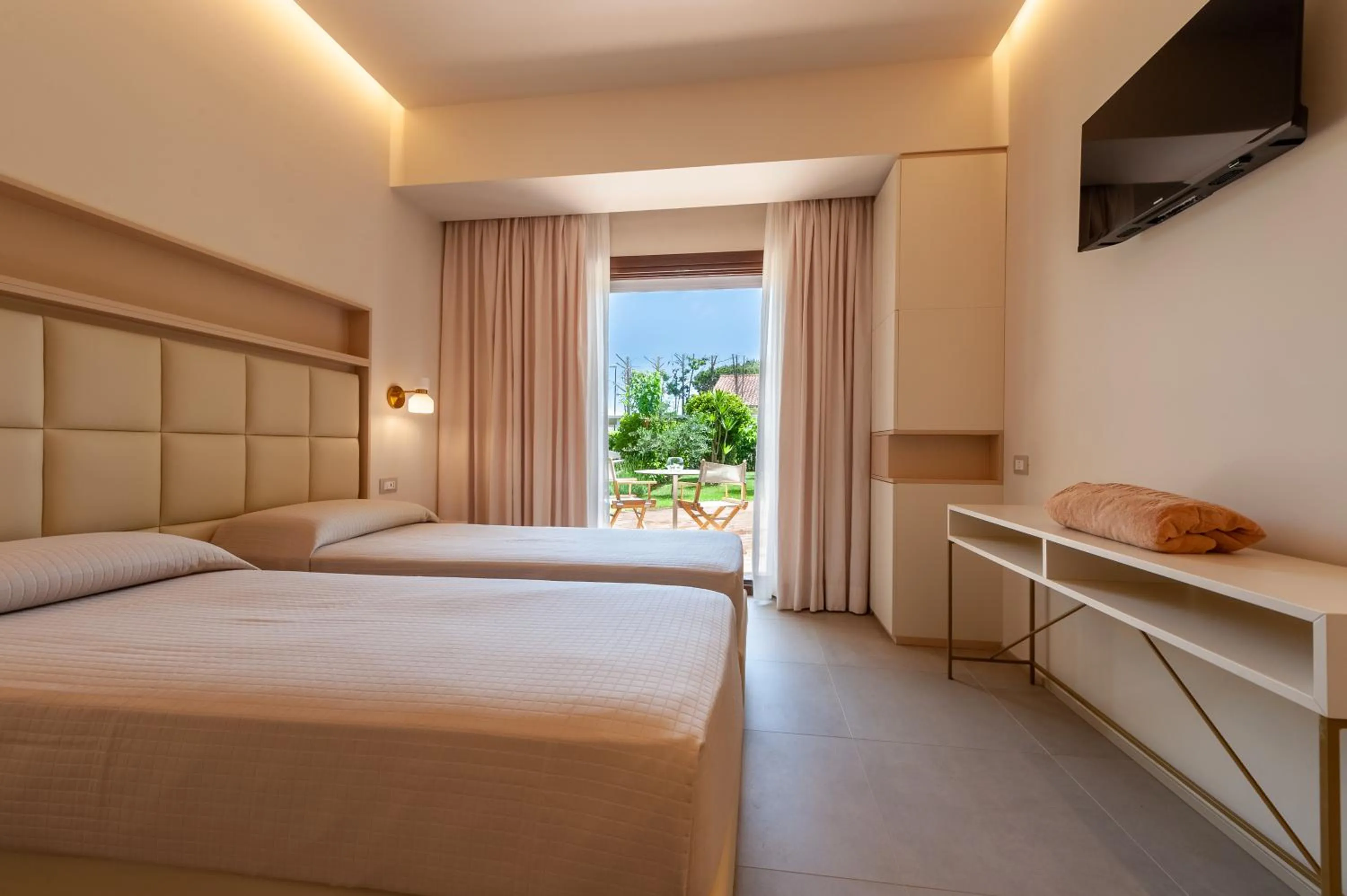 Bedroom in Donnarumma Hotel