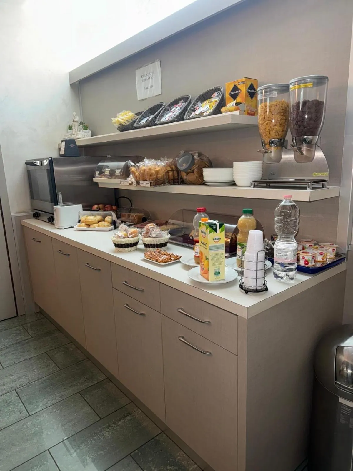 Food and drinks in Hotel Le Querce