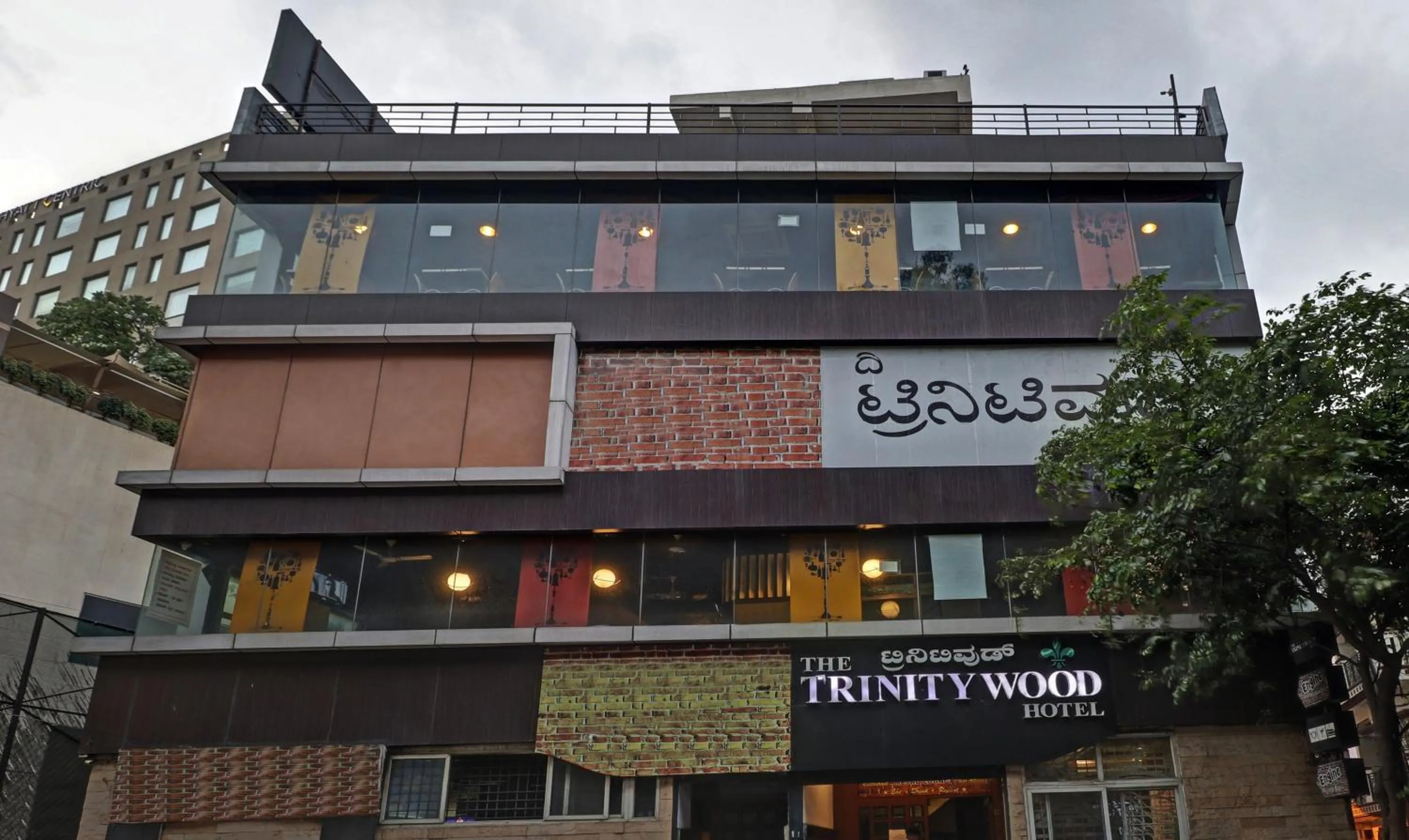 Facade/entrance in Treebo Trinitywood