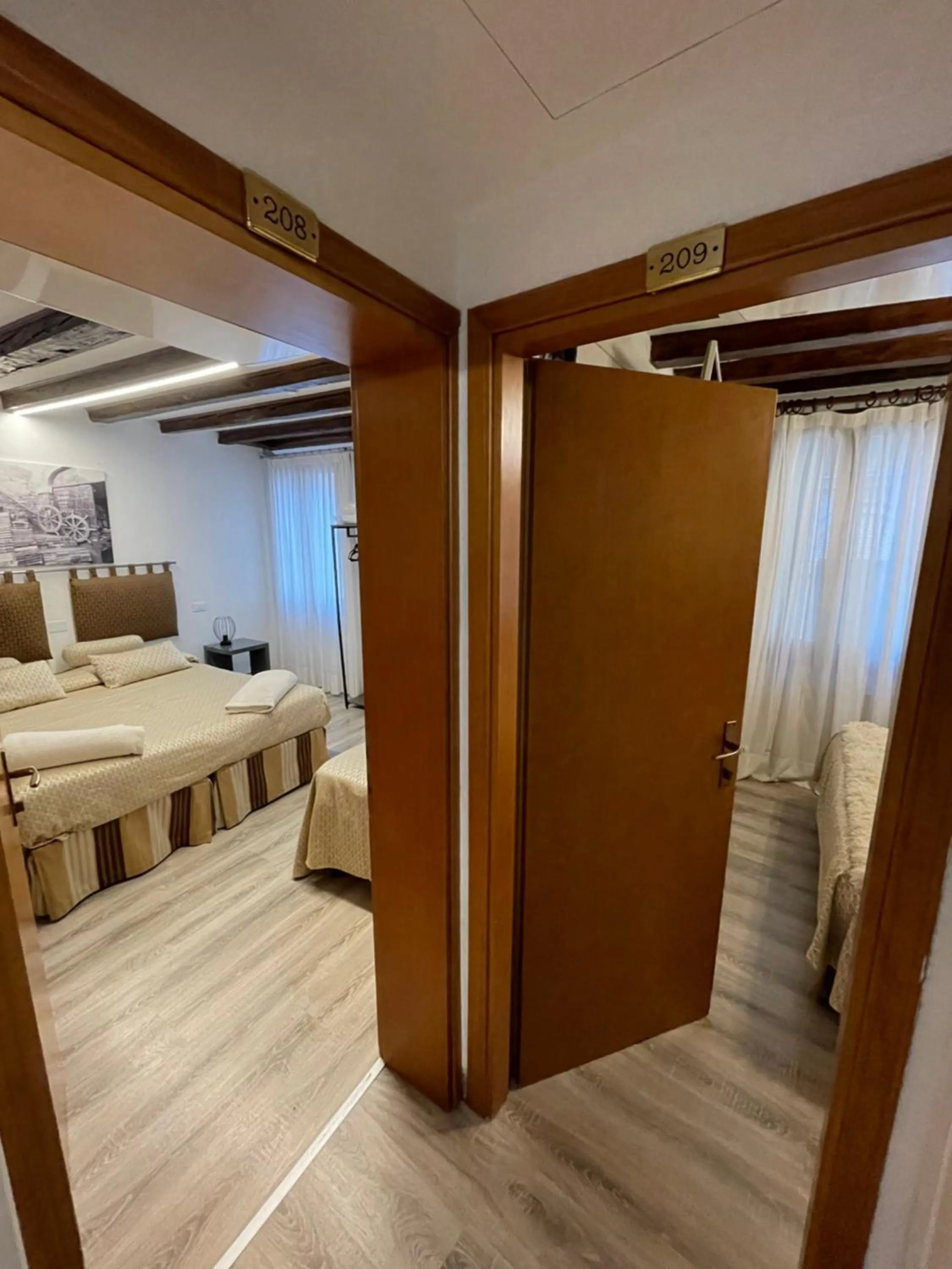 Bedroom, Bed in Albergo Marin