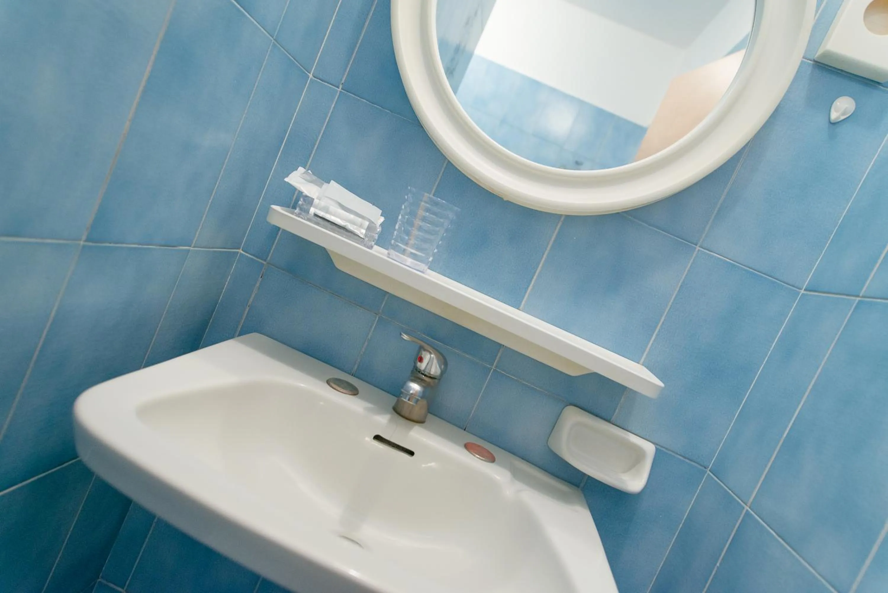 Bathroom in Hotel Falco