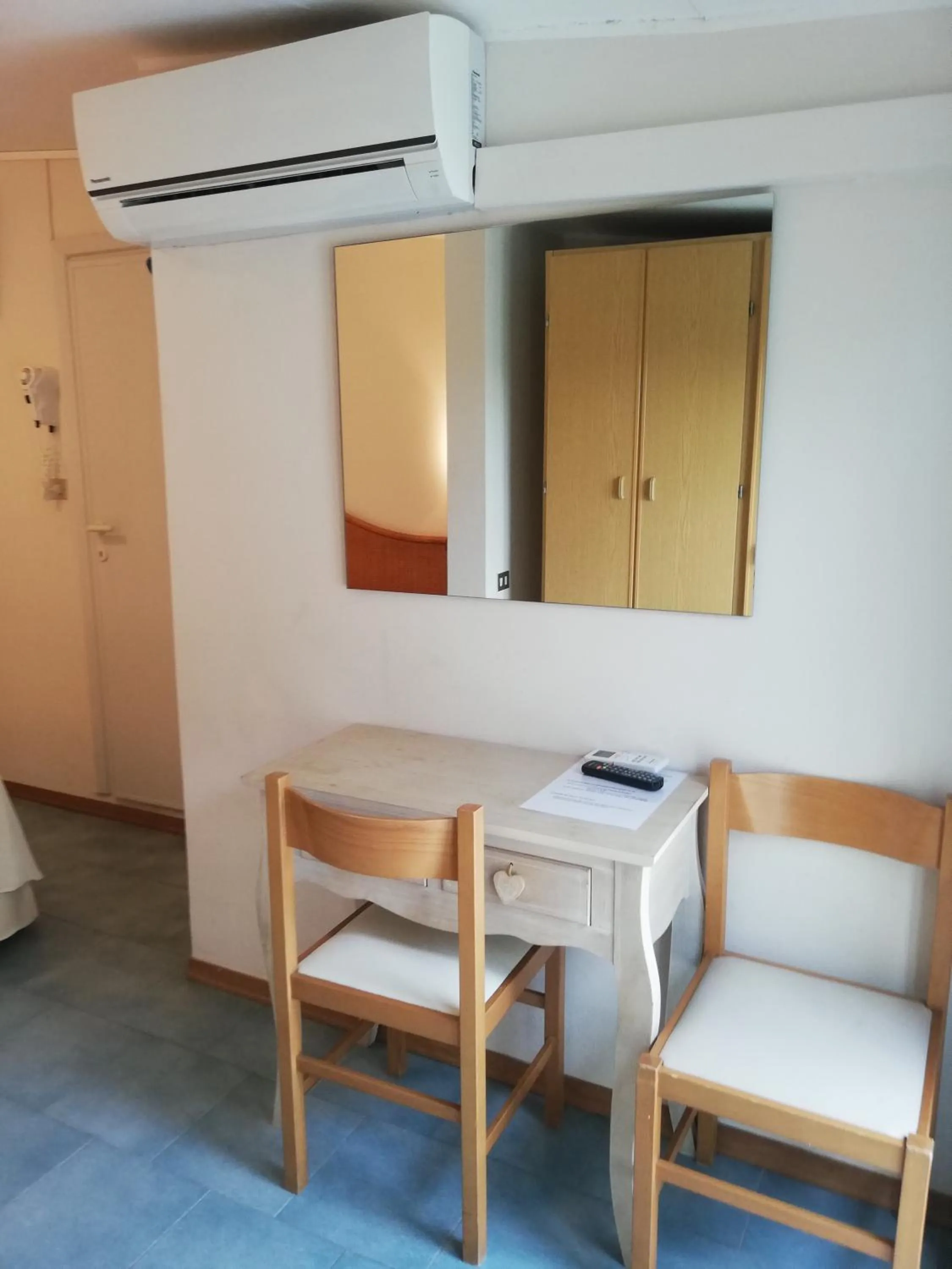 air conditioner in Hotel Falco