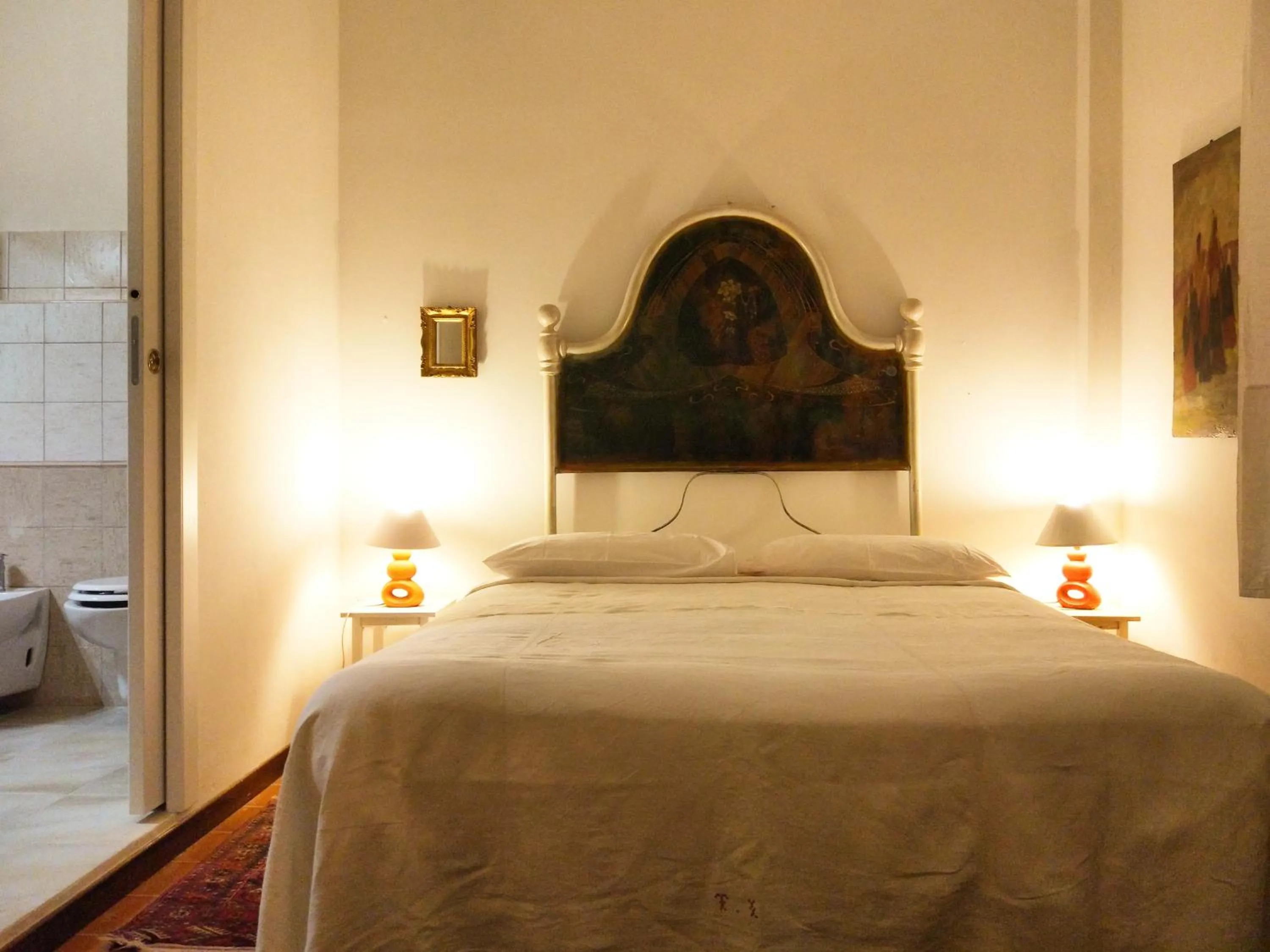 Decorative detail, Bed in Amariglio