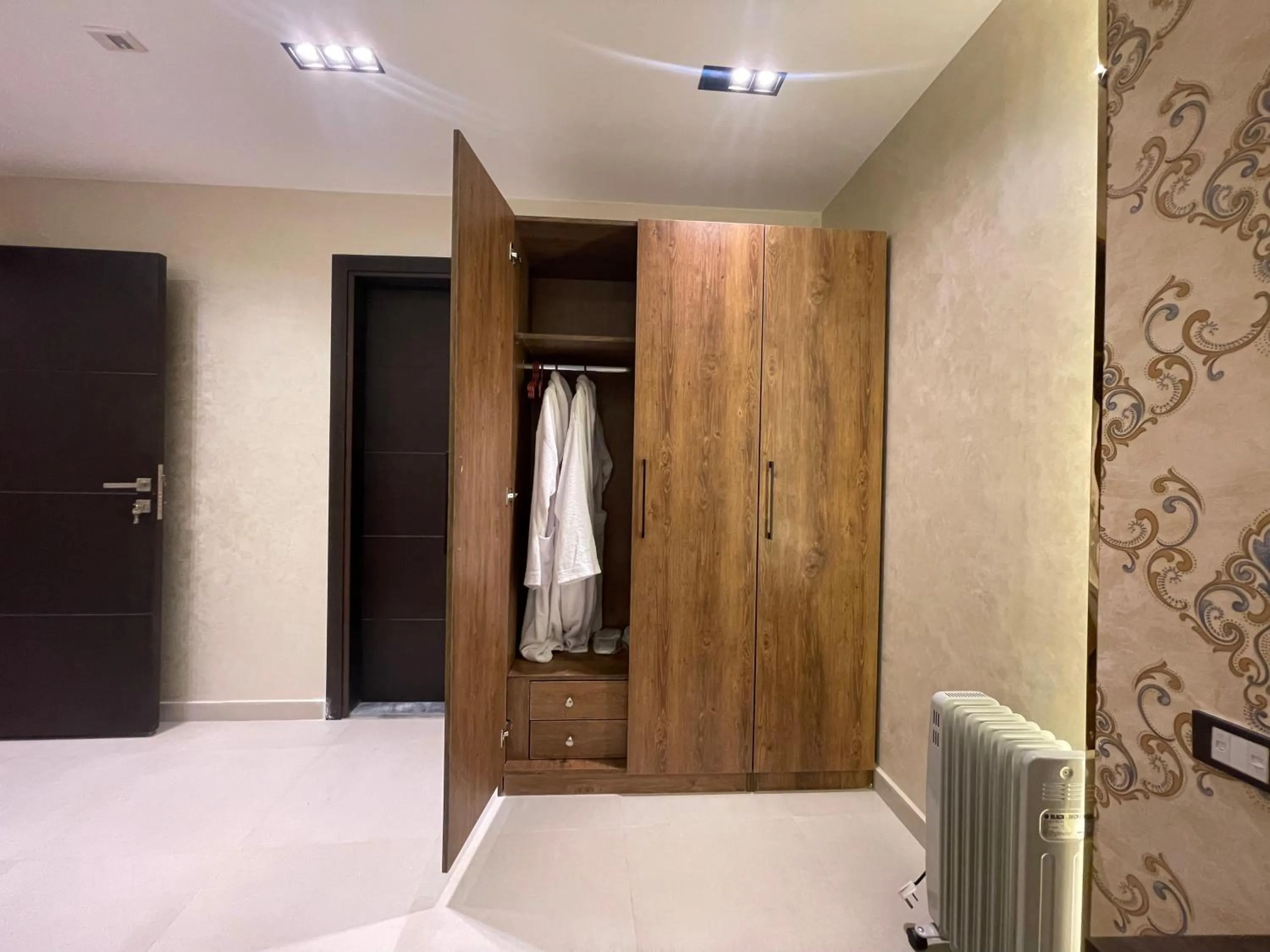 Bedroom in ArabElite