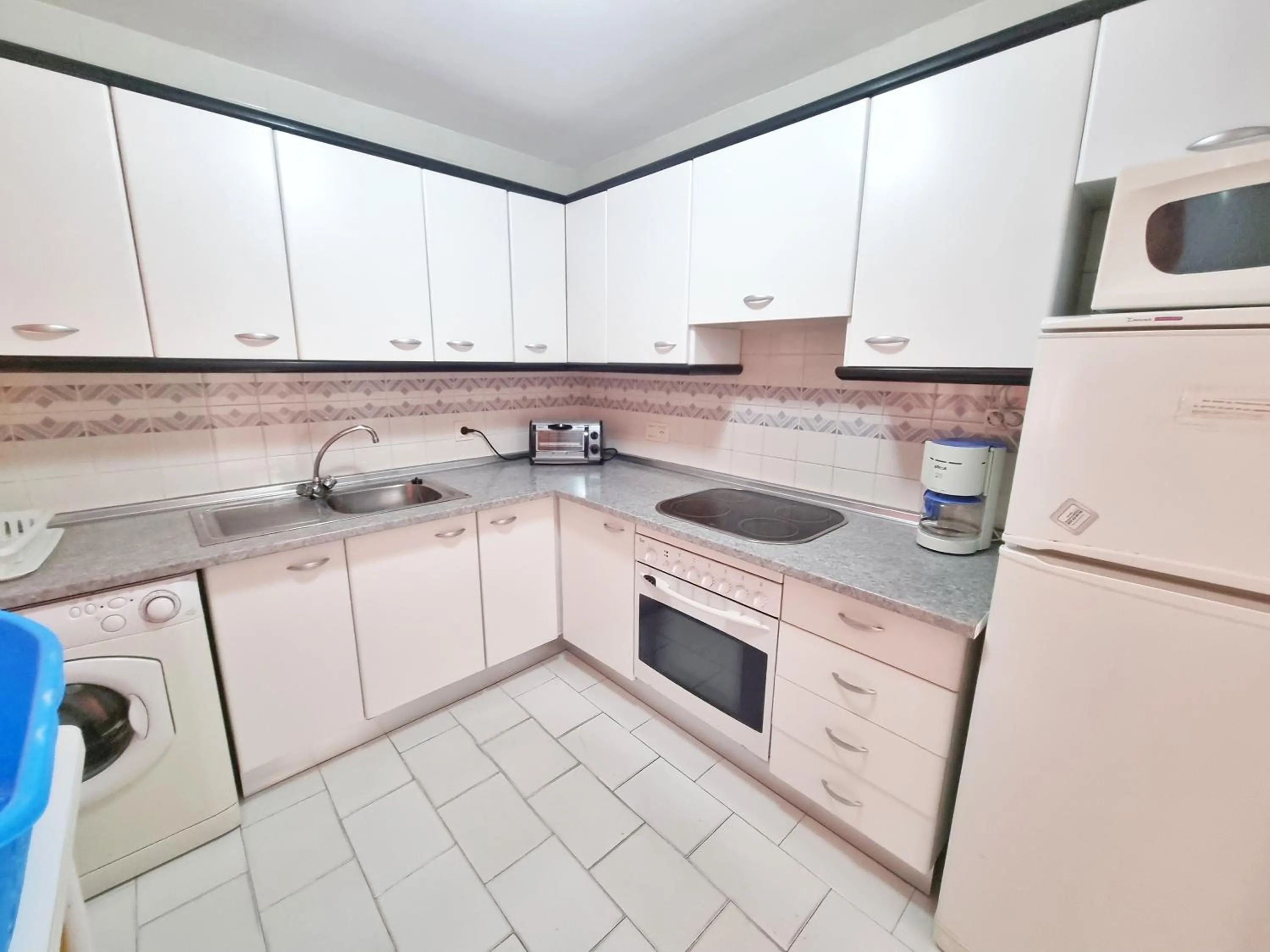 One-Bedroom Apartment with Balcony in Dunas y Luz