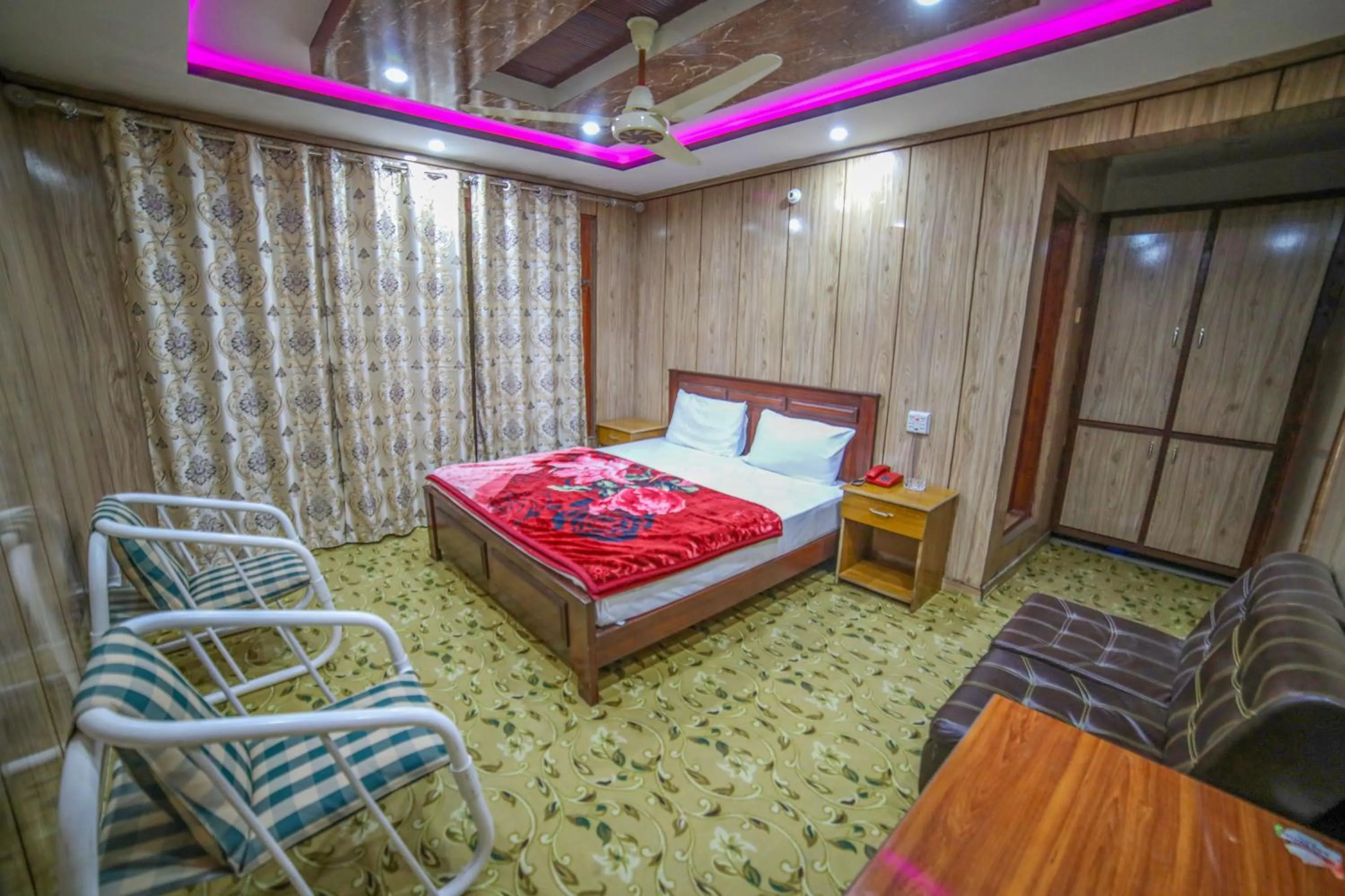 Bed in Skardu View Point Hotel