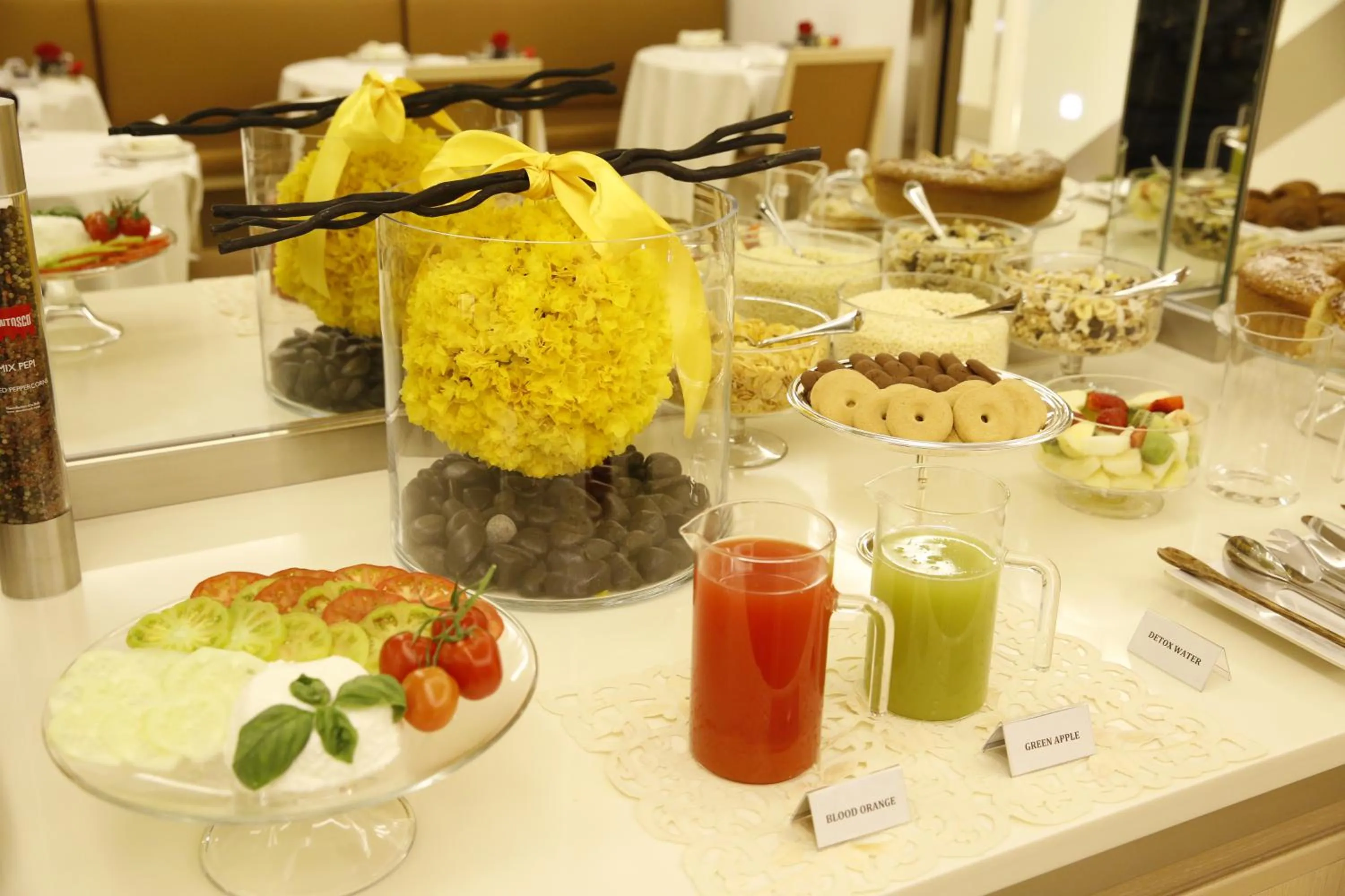 Food and drinks in Augustana House and Suites