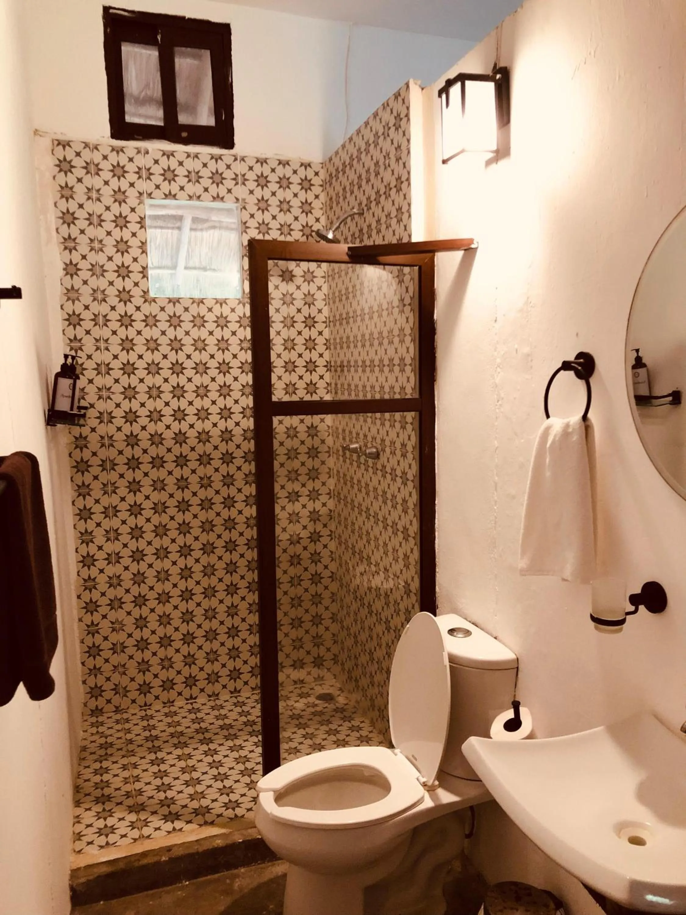 Shower in Cabañas Tulum - Aldea Mangle & Cenote