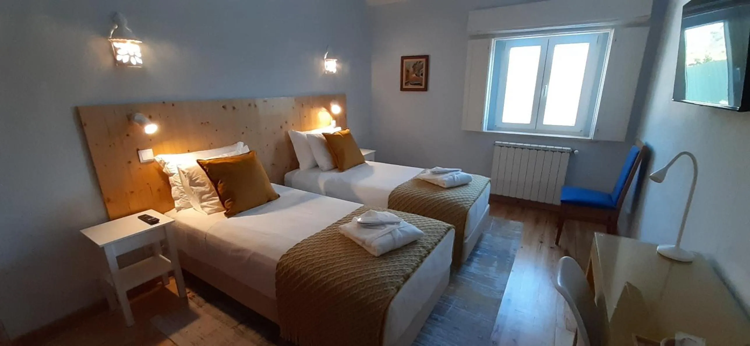 Bedroom in ApraHouseLoule Guesthouse