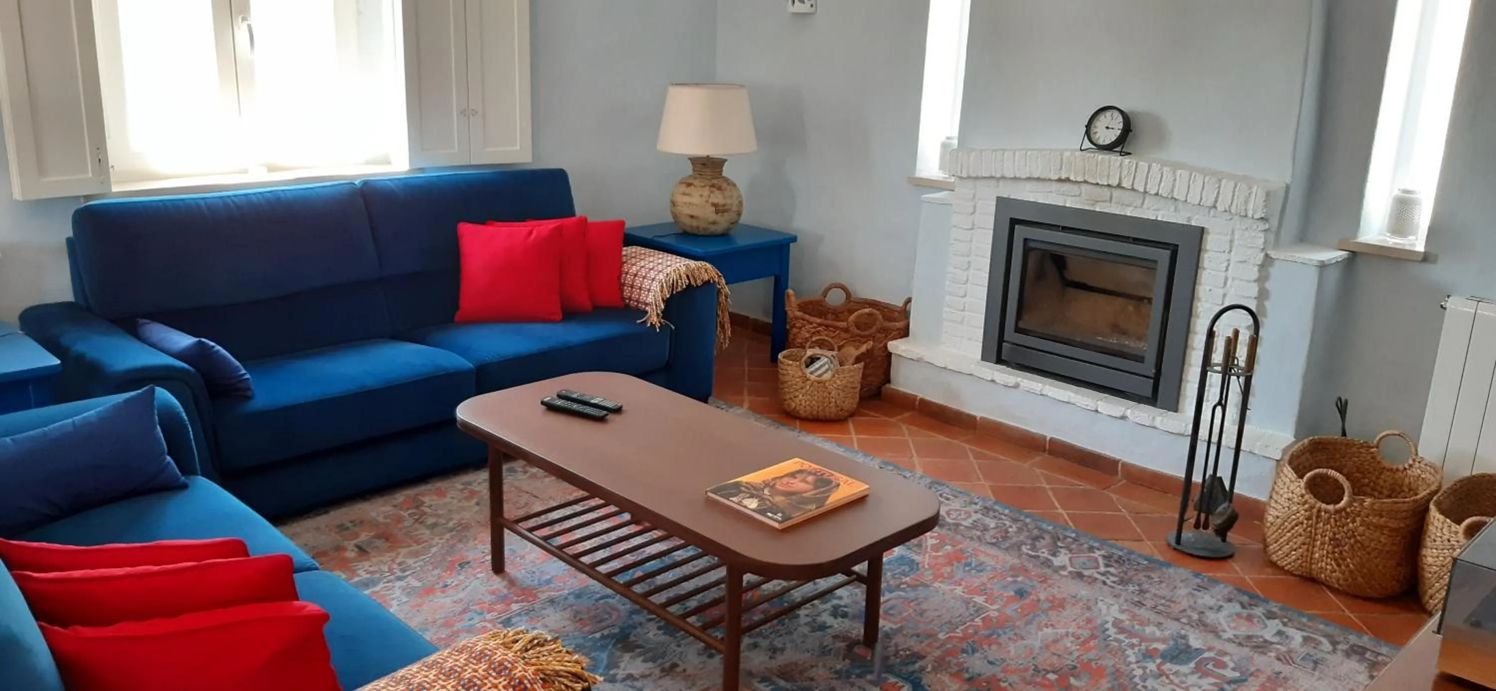 Living room in ApraHouseLoule Guesthouse