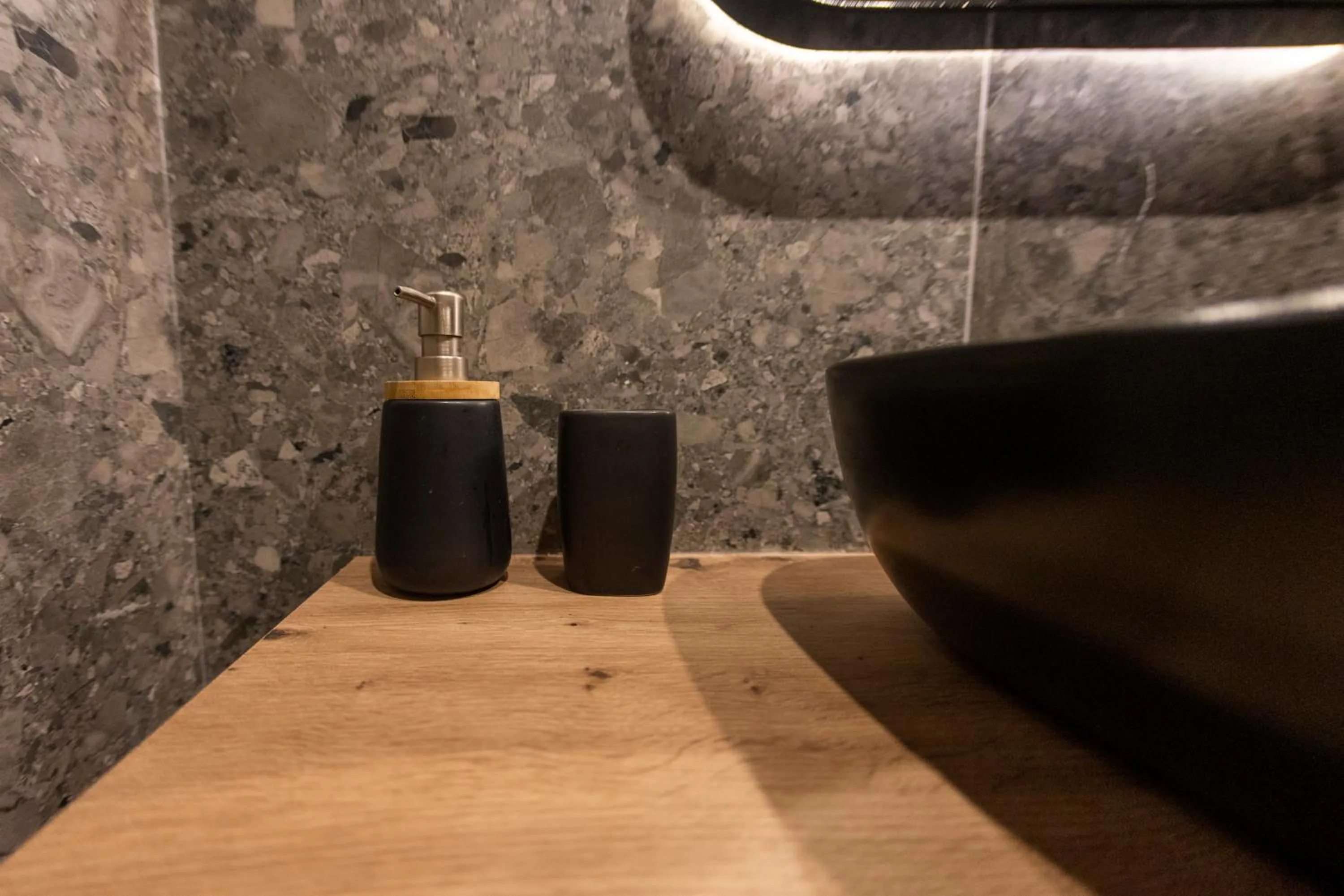 Centrally Stylish Suite by Acropolis