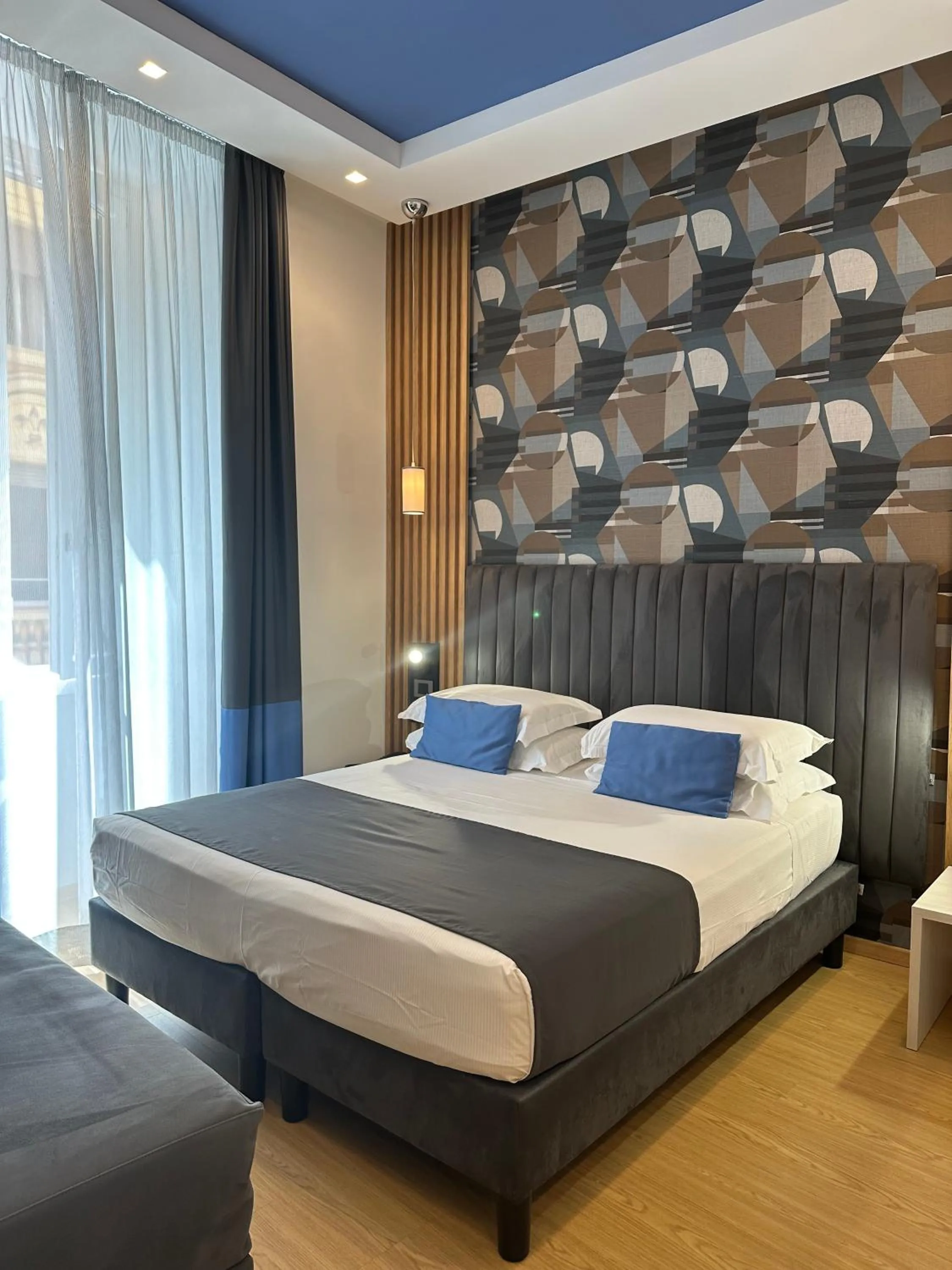 Property building, Bed in Hotel Patria