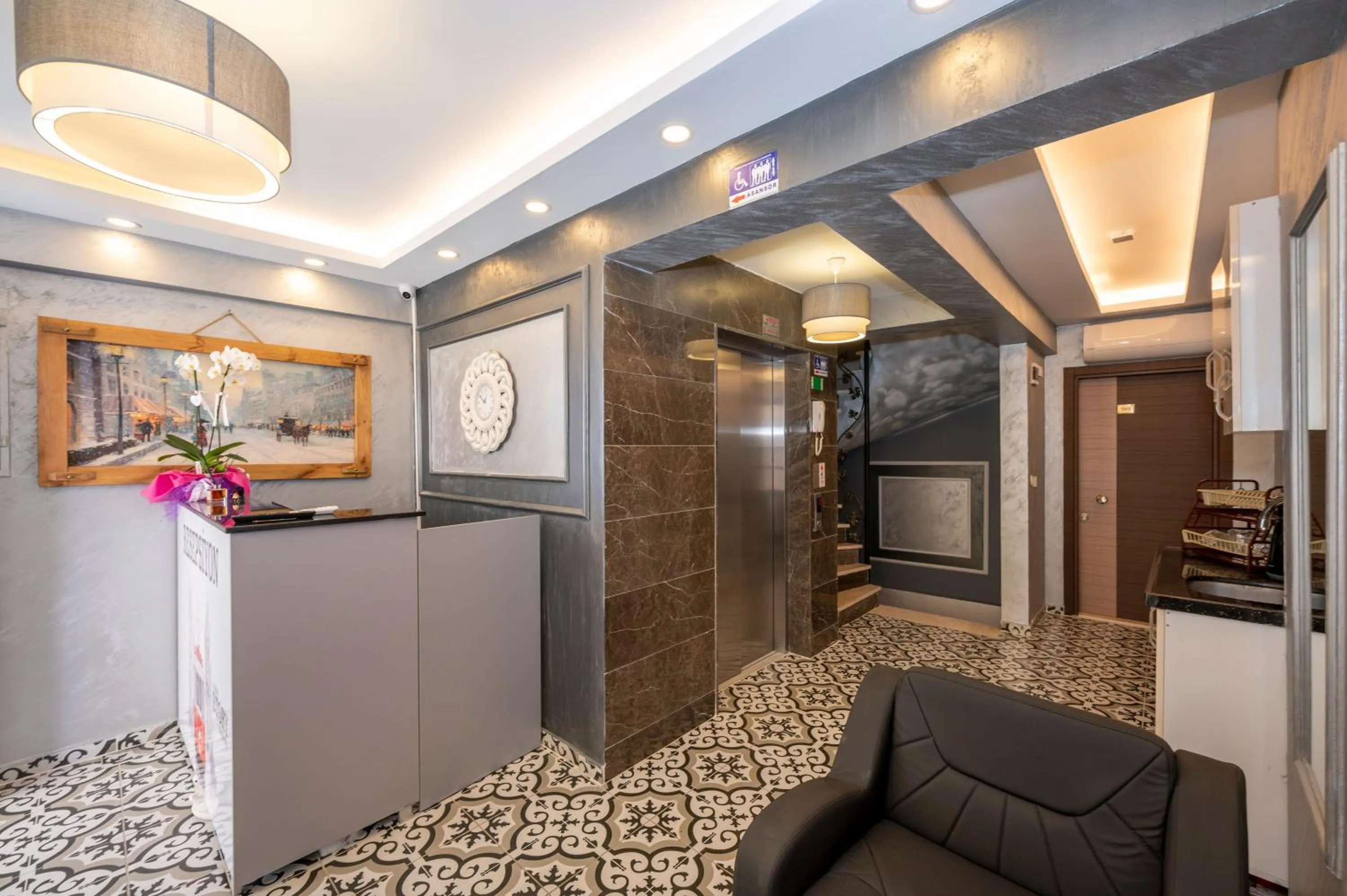 Lobby or reception in Taksim Story Residence