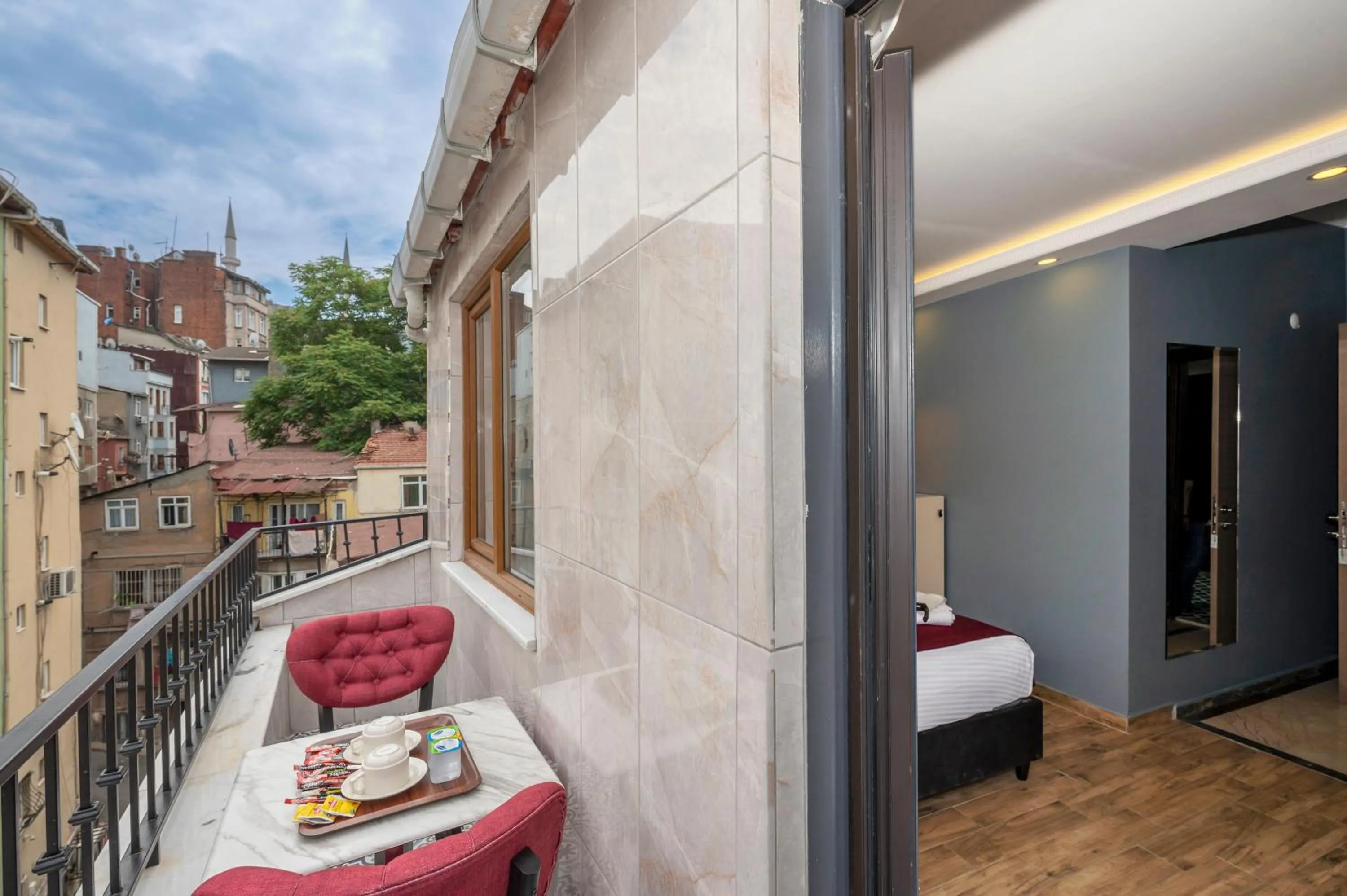Balcony/Terrace in Taksim Story Residence