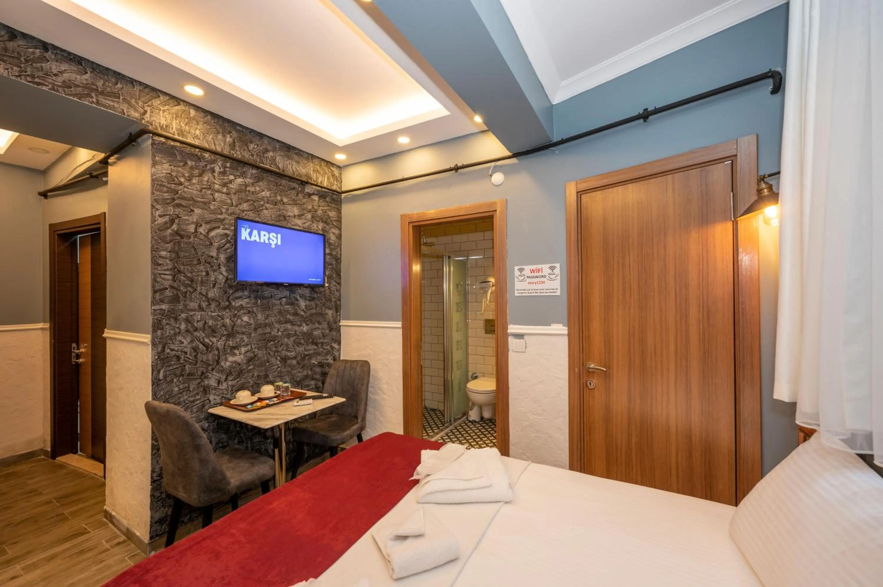 Photo of the whole room, Bed in Taksim Story Residence