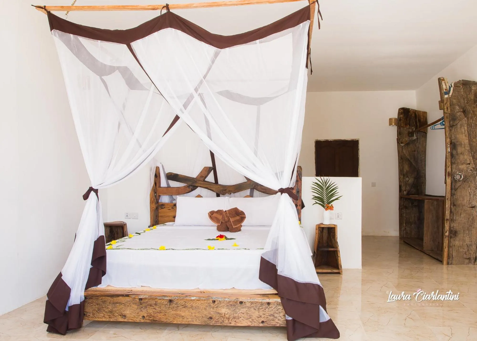 Bed in Uroa Zanzibar Vera Beach Hotel by Moonshine