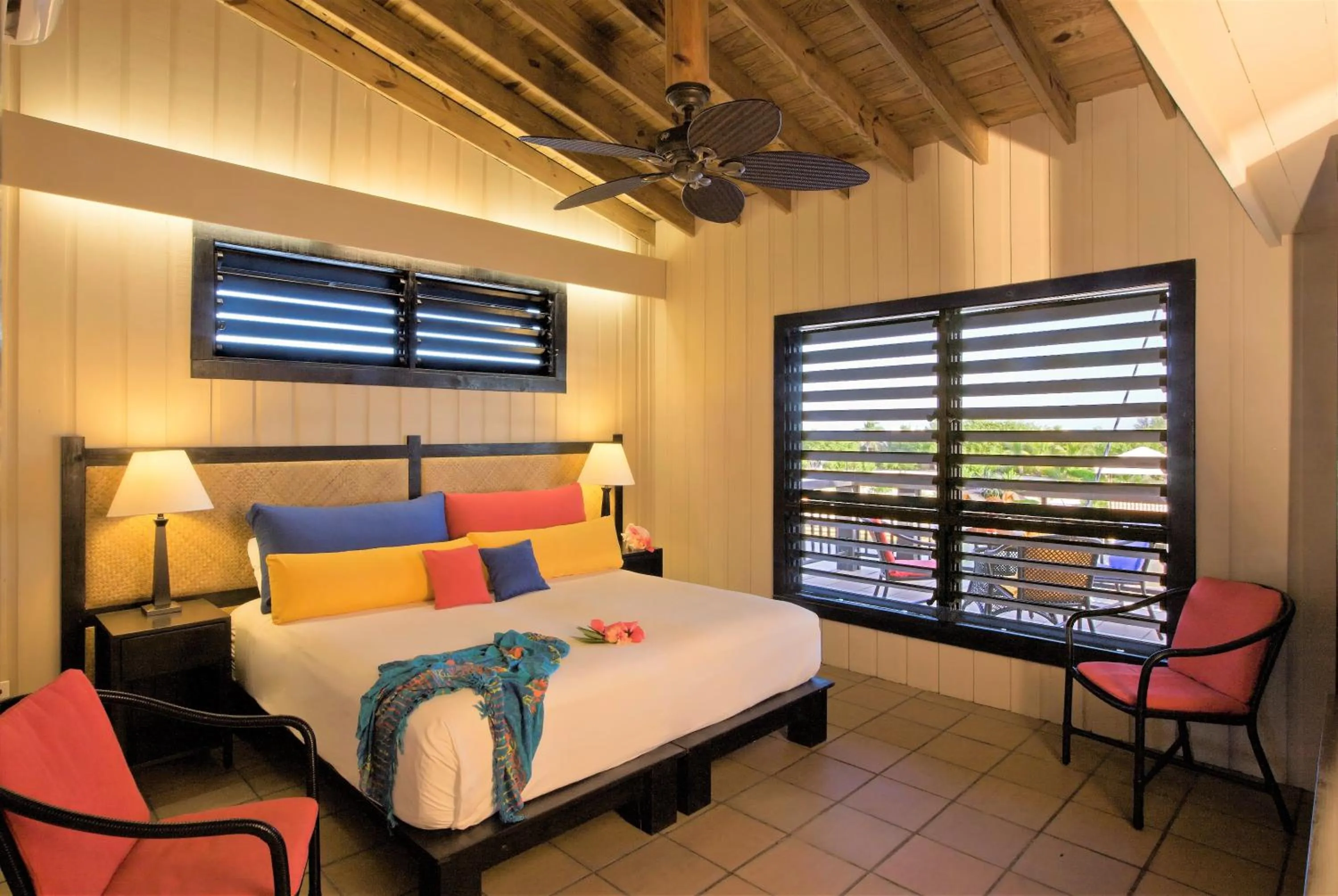 Bedroom, Bed in Barefoot Cay Resort