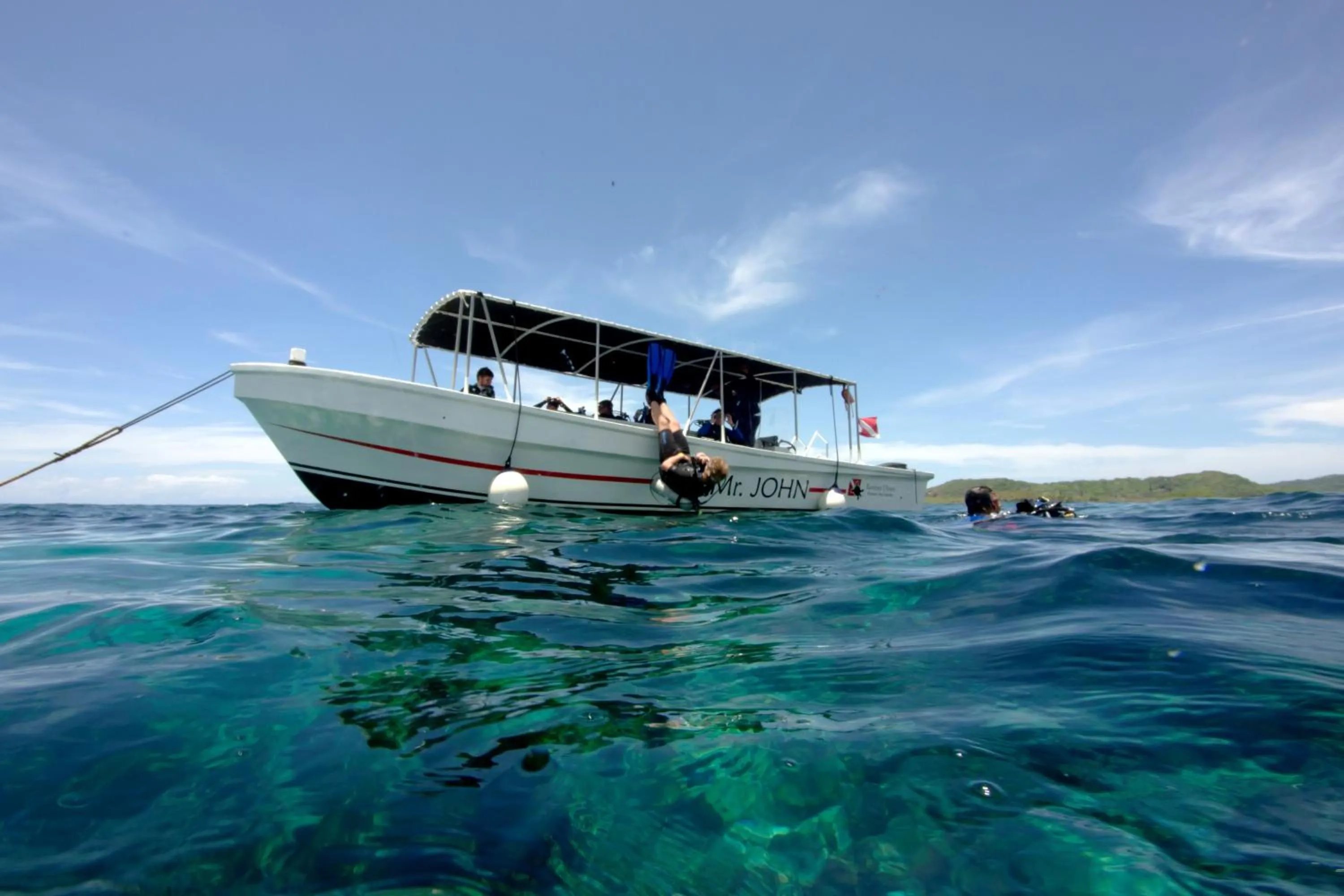 Diving in Barefoot Cay Resort