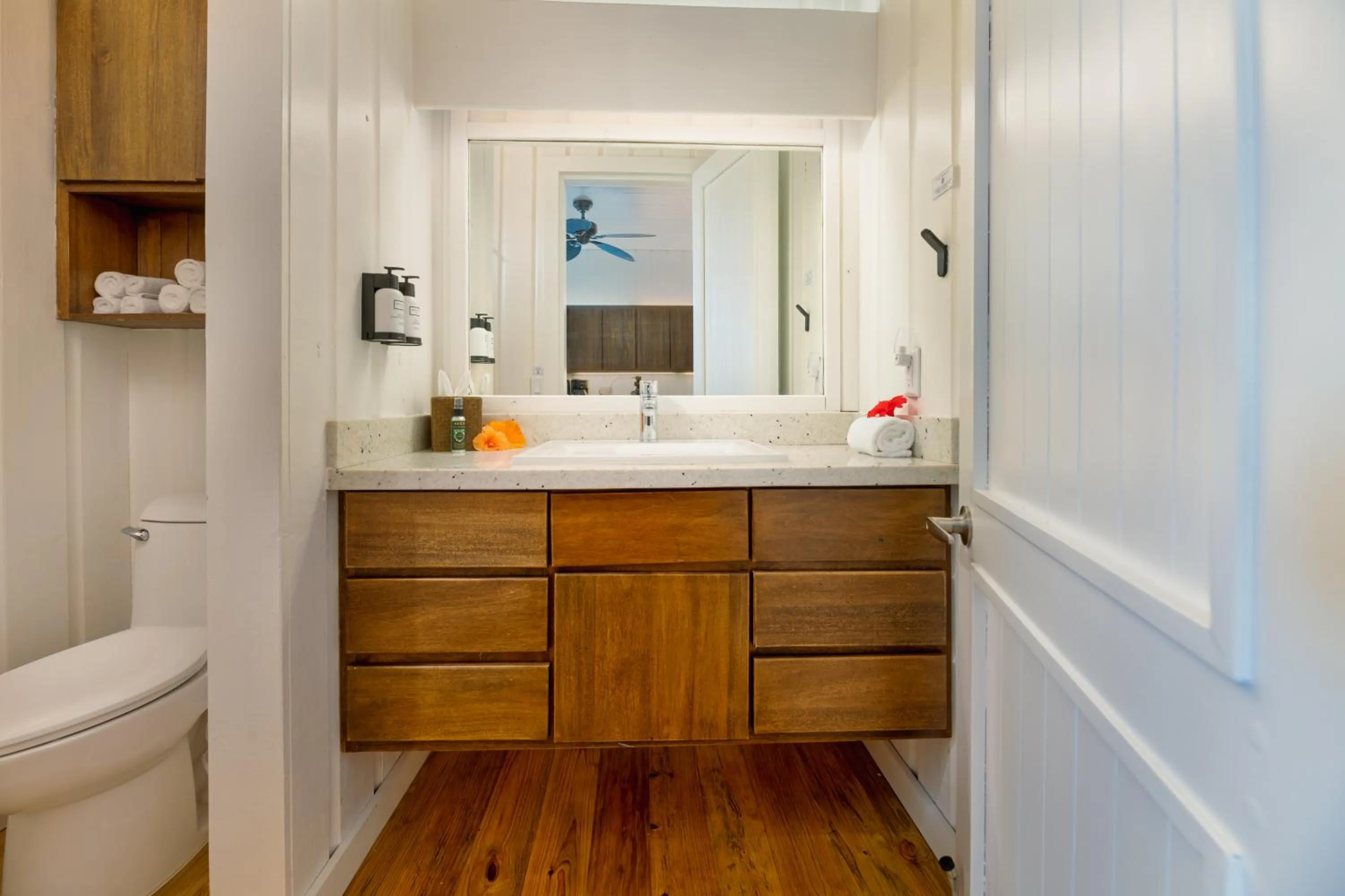 Bathroom in Barefoot Cay Resort