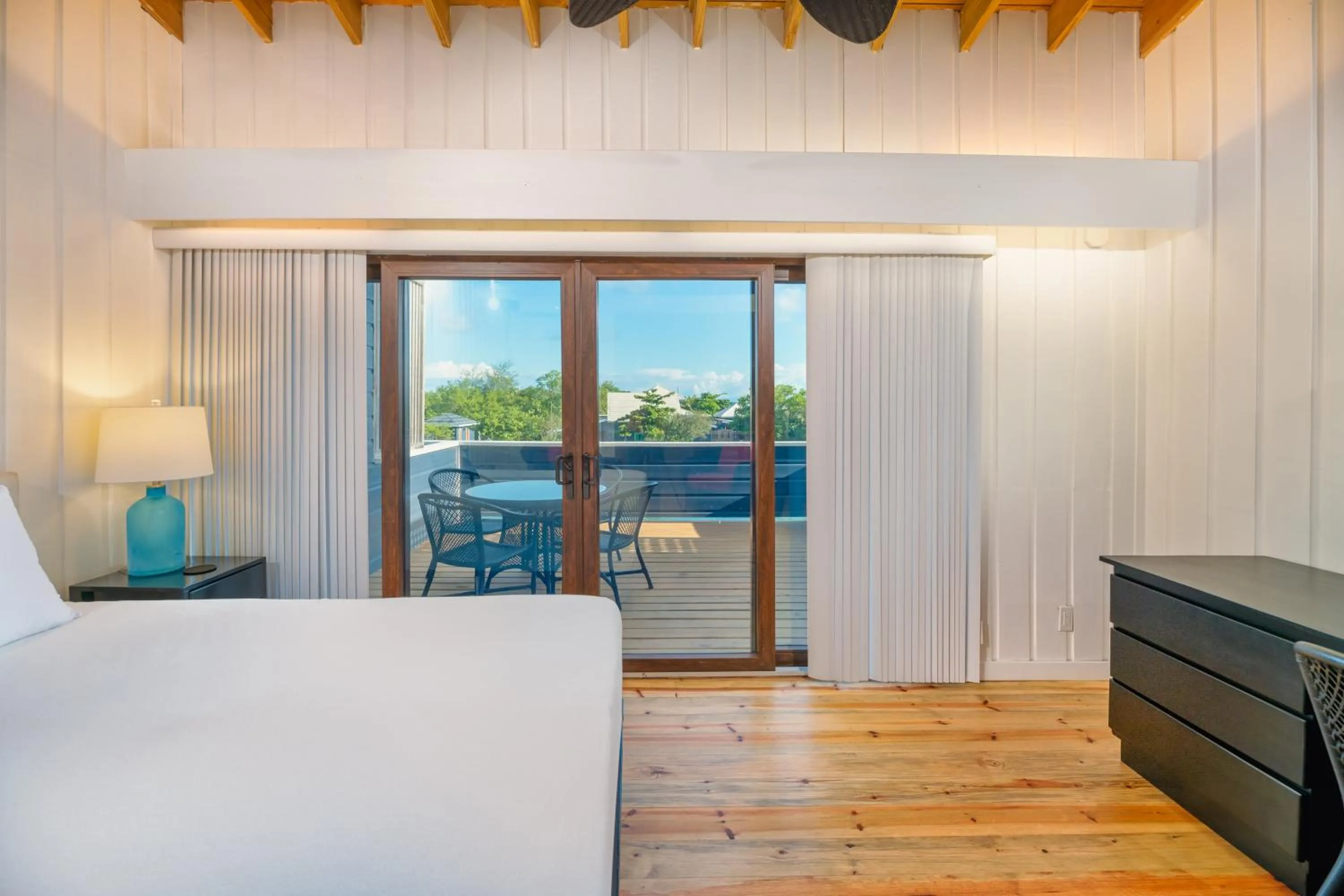 View (from property/room), Bed in Barefoot Cay Resort