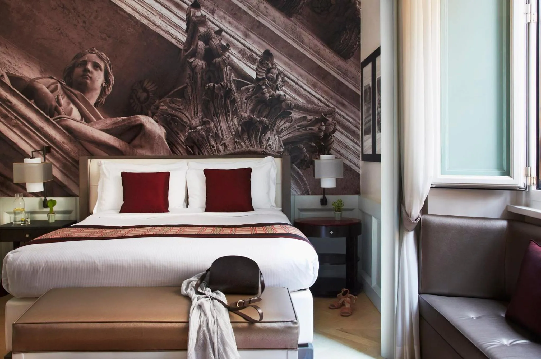 Photo of the whole room, Bed in Hotel Indigo Rome - St. George by IHG