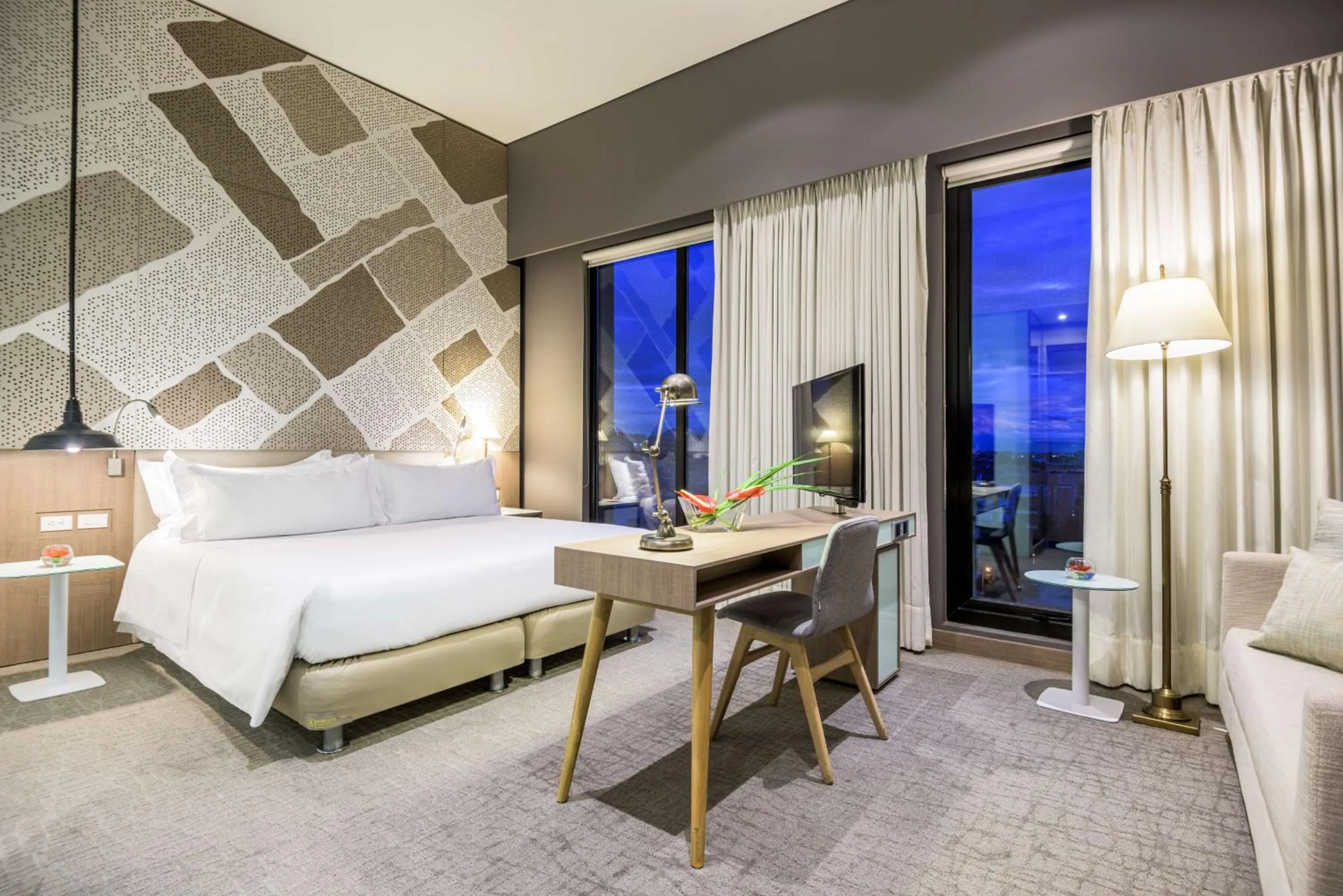 Photo of the whole room, Bed in NH Collection Bogota Terra 100 Royal