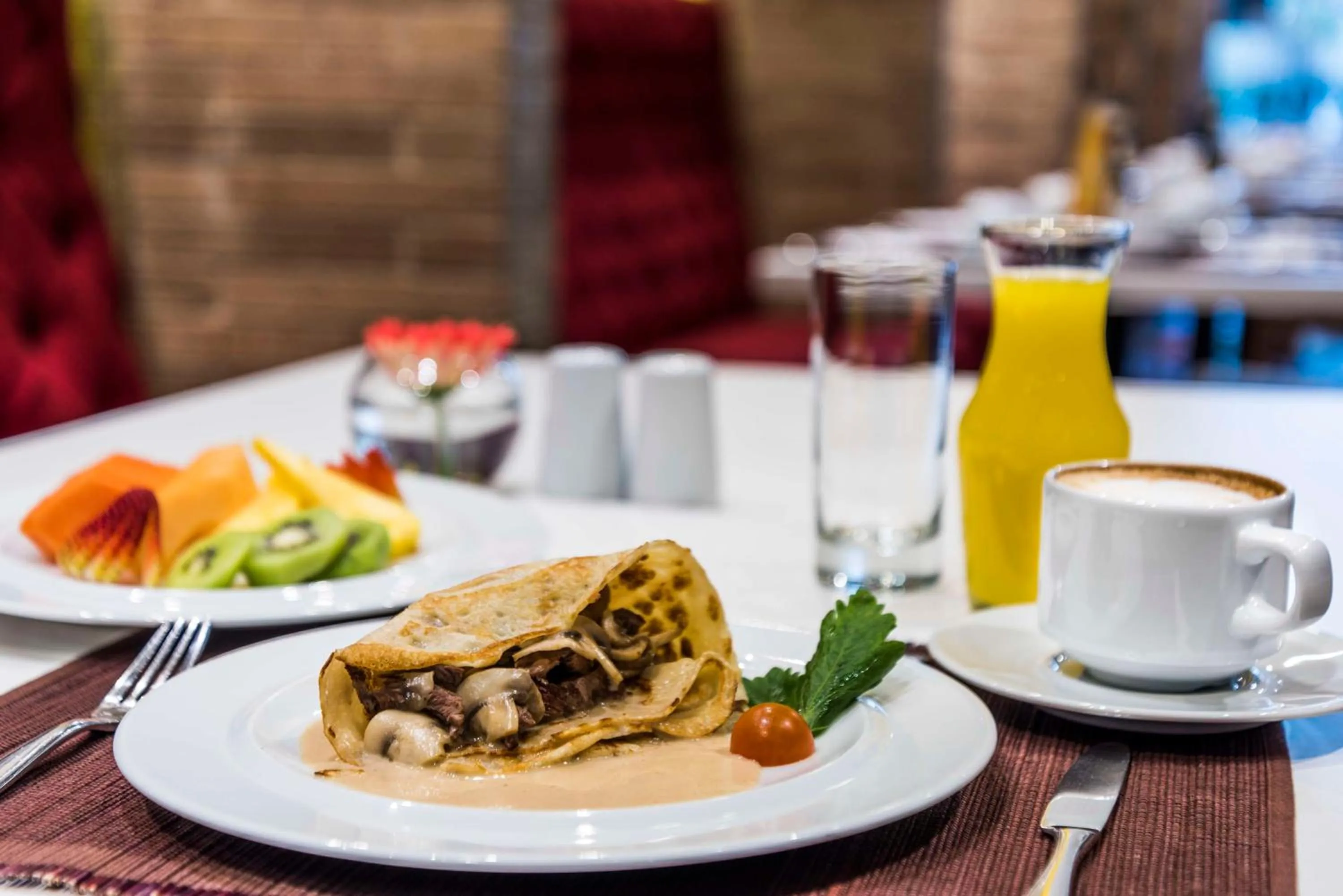 Food and drinks in NH Collection Bogota Terra 100 Royal