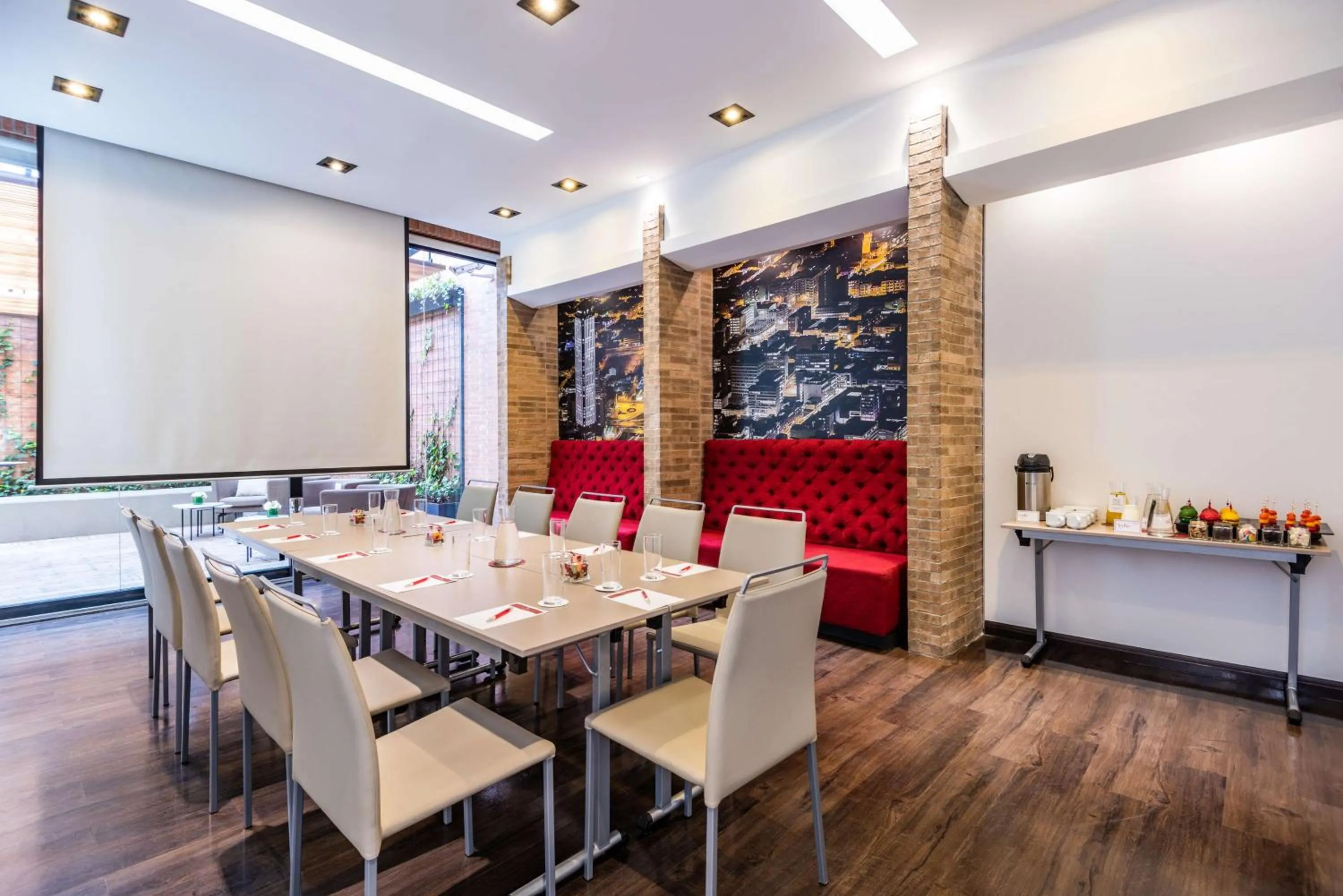 Meeting/conference room in NH Collection Bogota Terra 100 Royal