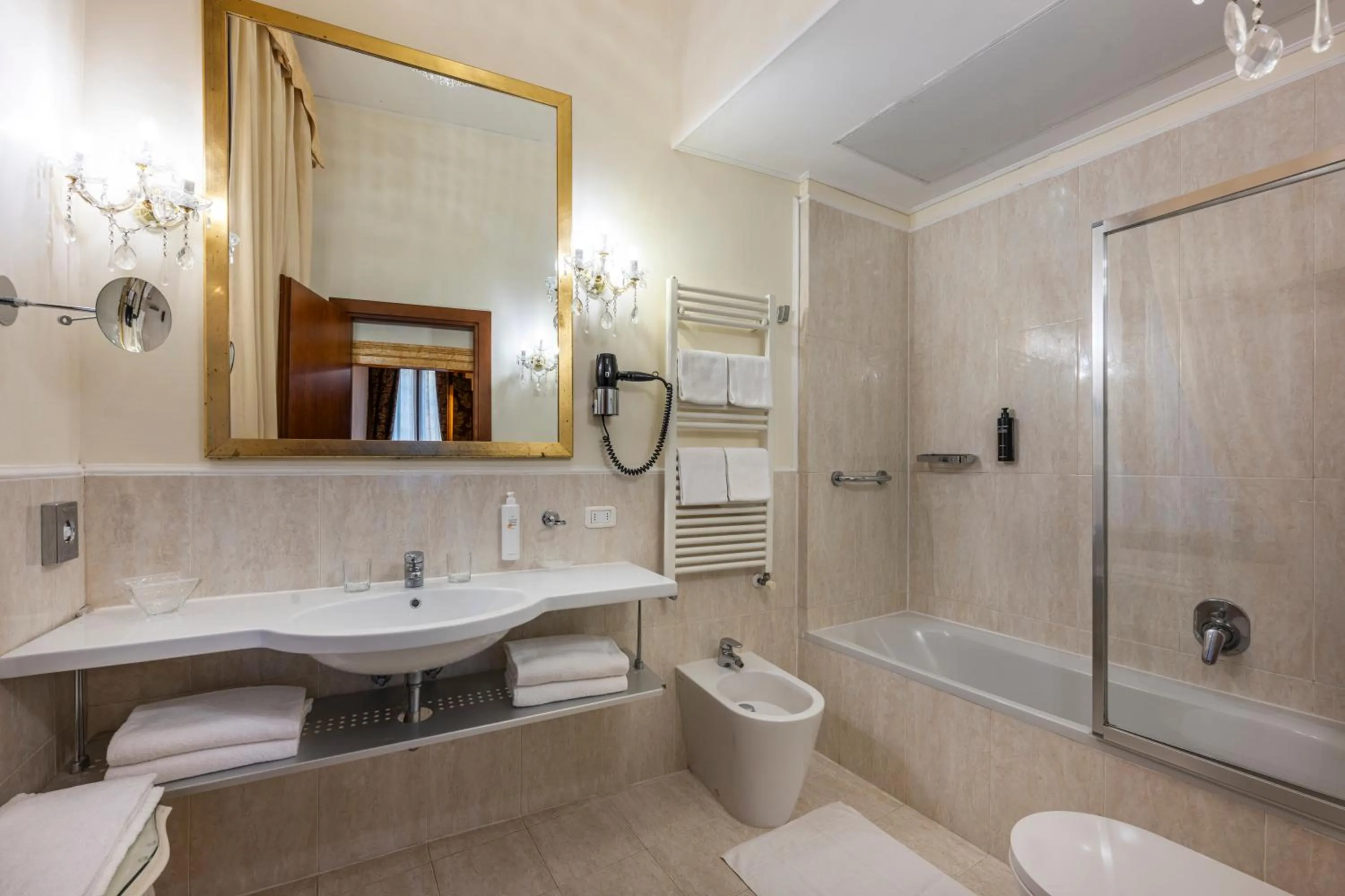 Toilet in Hotel Casa Verardo Residenza d'Epoca