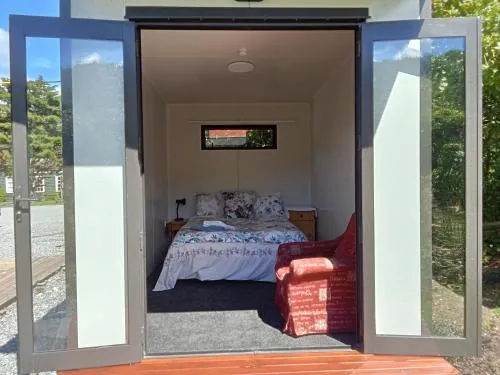 Brunnerton Lodge and Backpackers